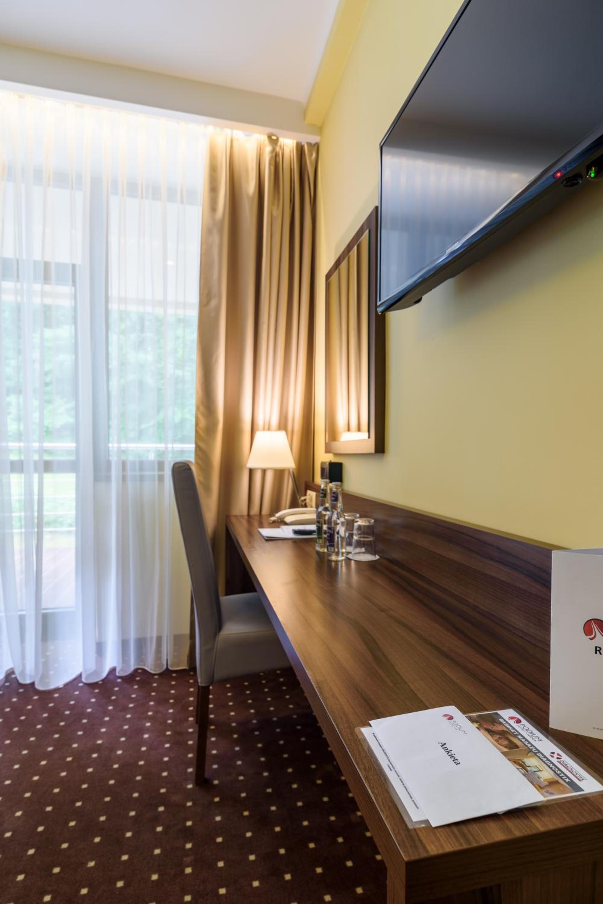 Twin Room - Photo 4