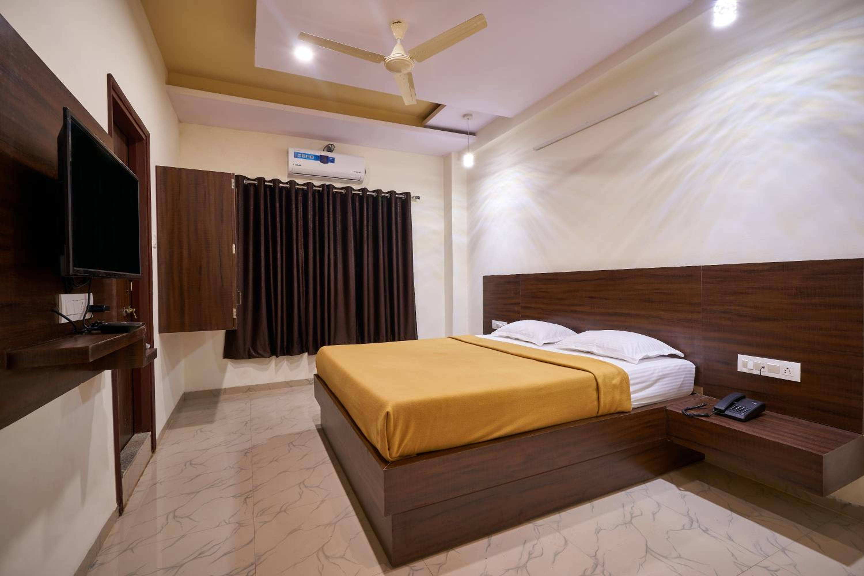 Budget Triple Room photo 3