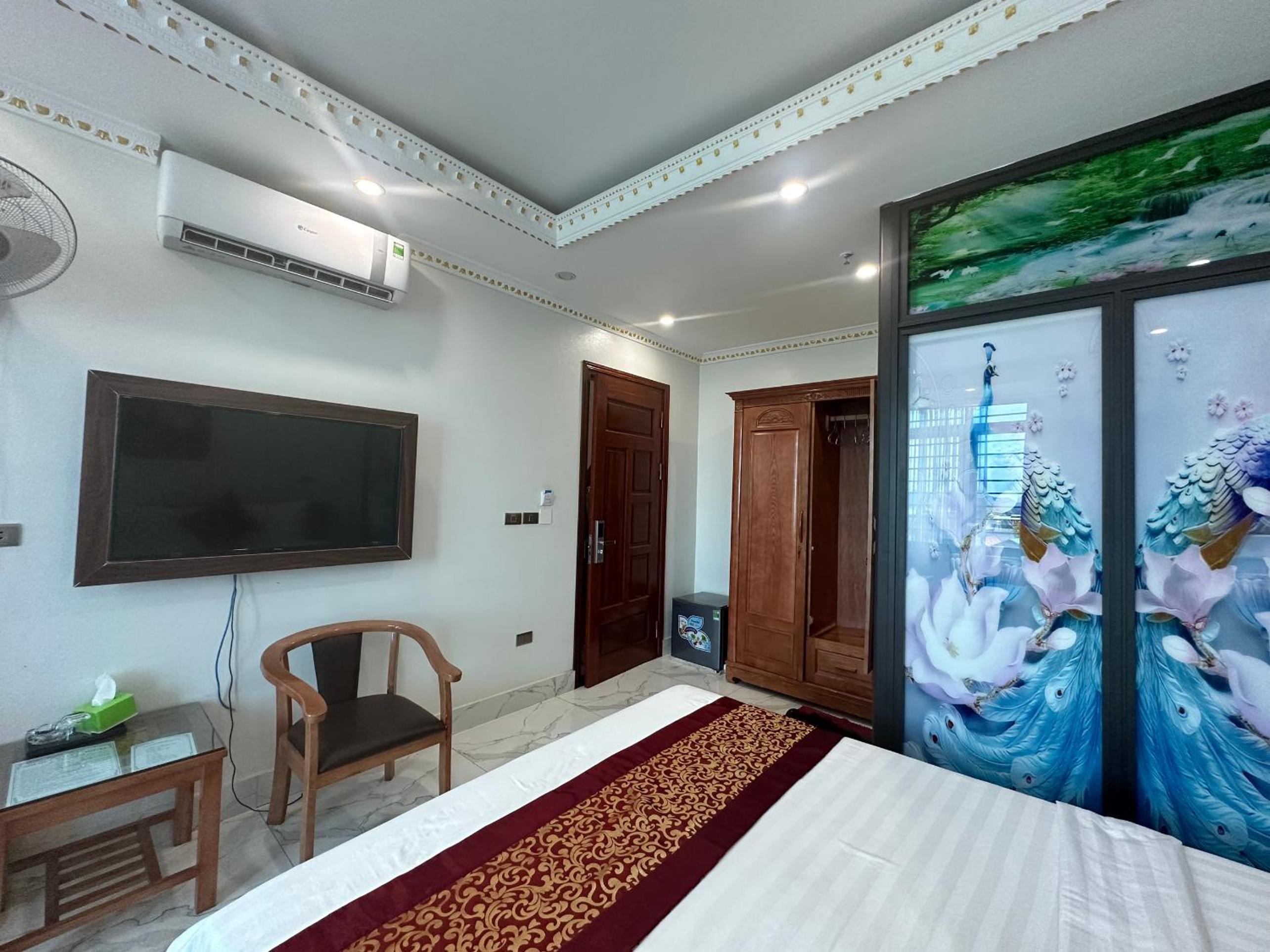 Deluxe Room (2 Adults + 1 Child) photo 3