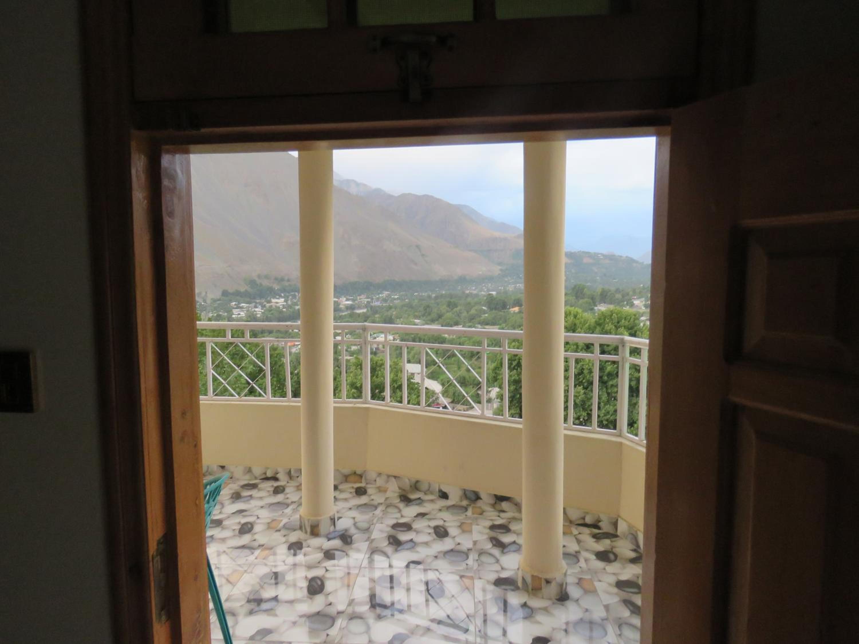 King Suite With Balcony