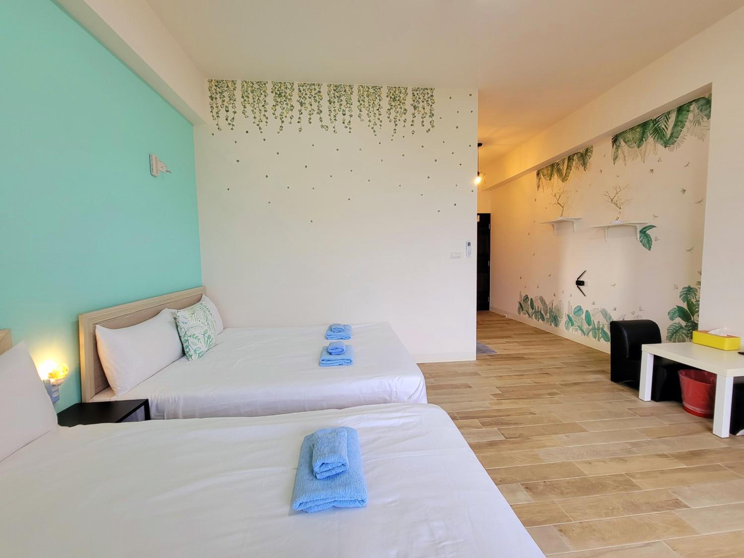 Quadruple Room with Balcony photo 2