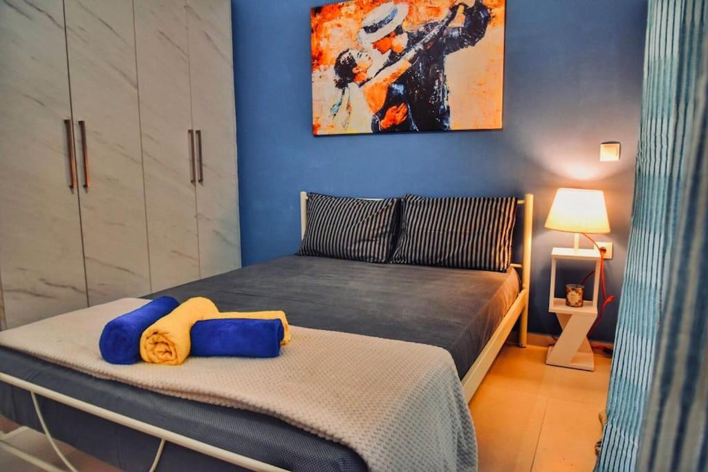 One-Bedroom Apartment photo 3