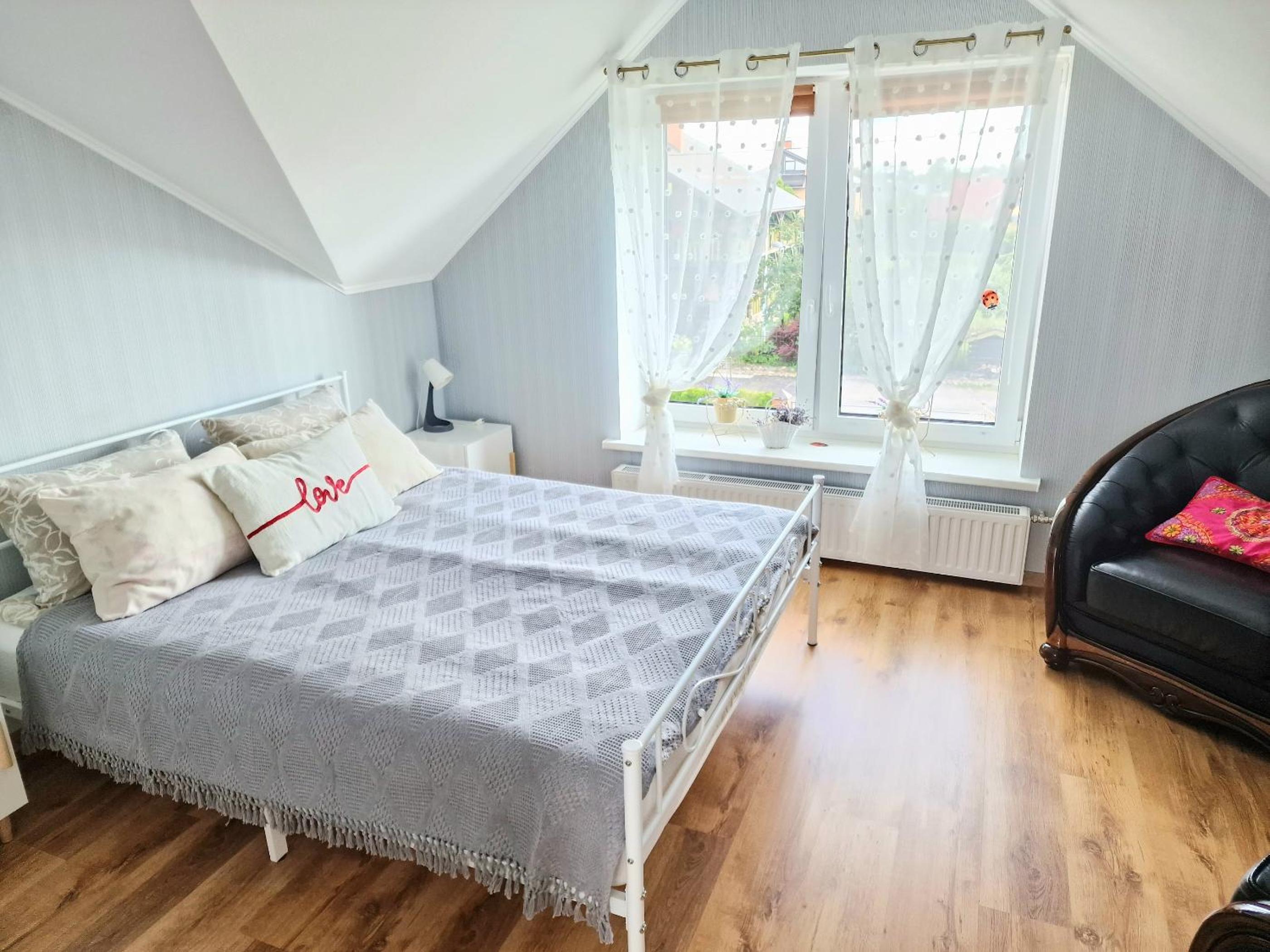 Two-Bedroom Deluxe Apartment with Balcony