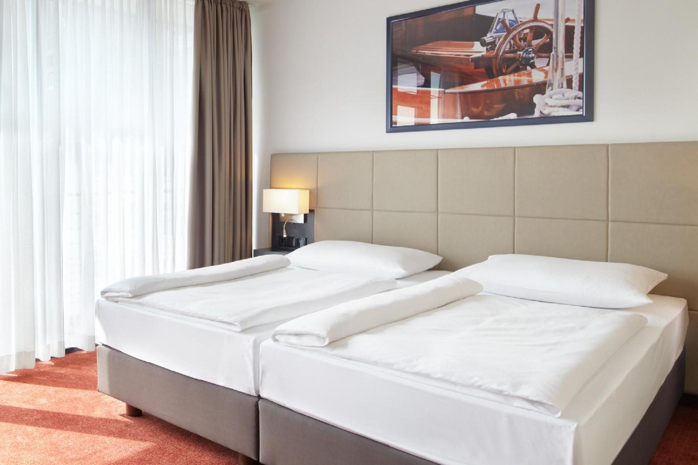 Captain - Single Room