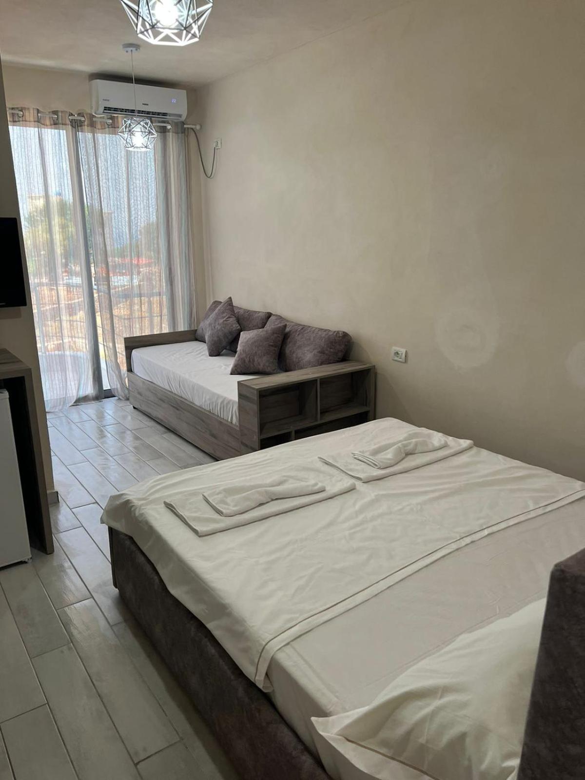 Deluxe Triple Room With Sea View