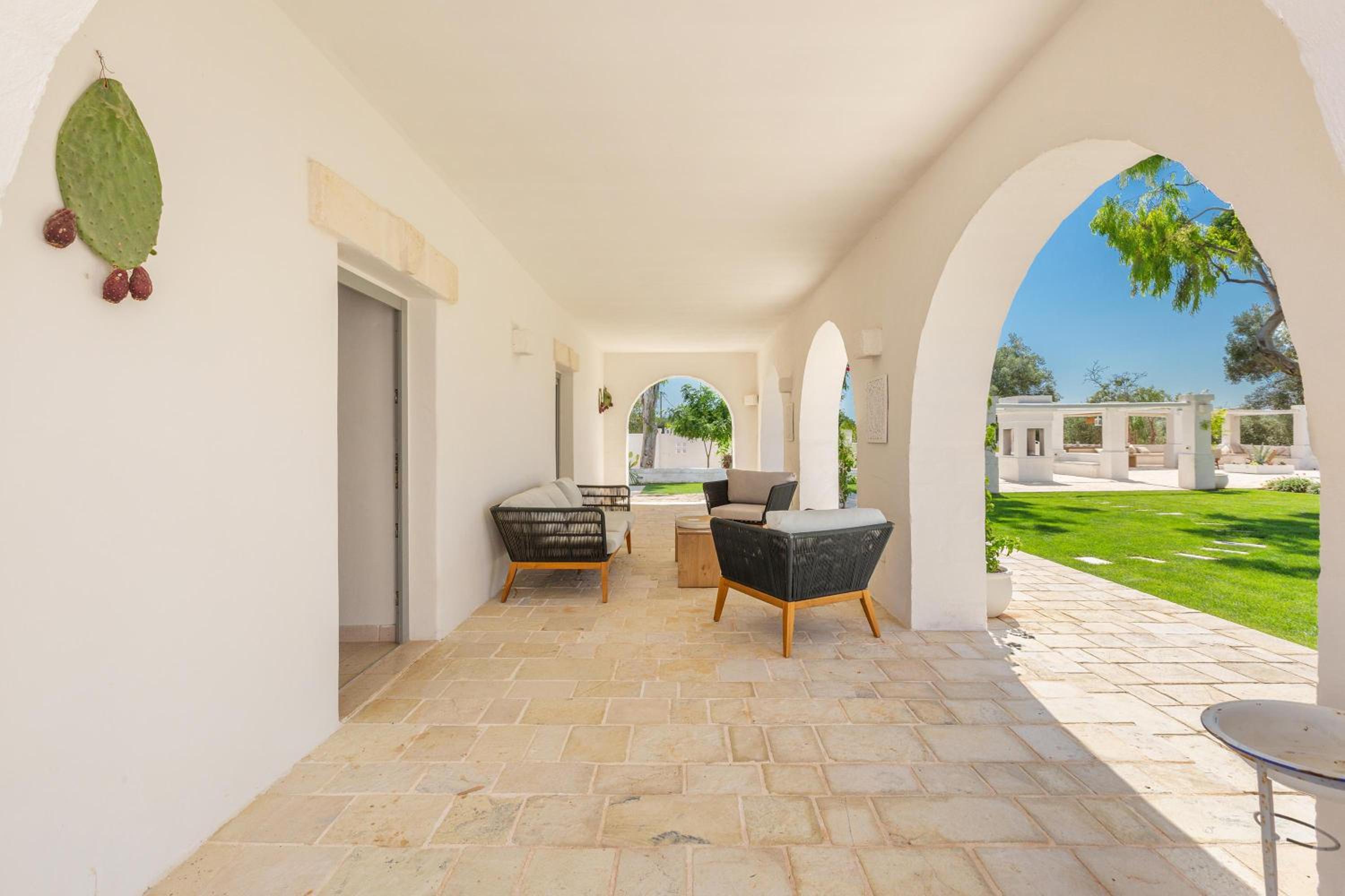 Villa with Private Pool photo 3