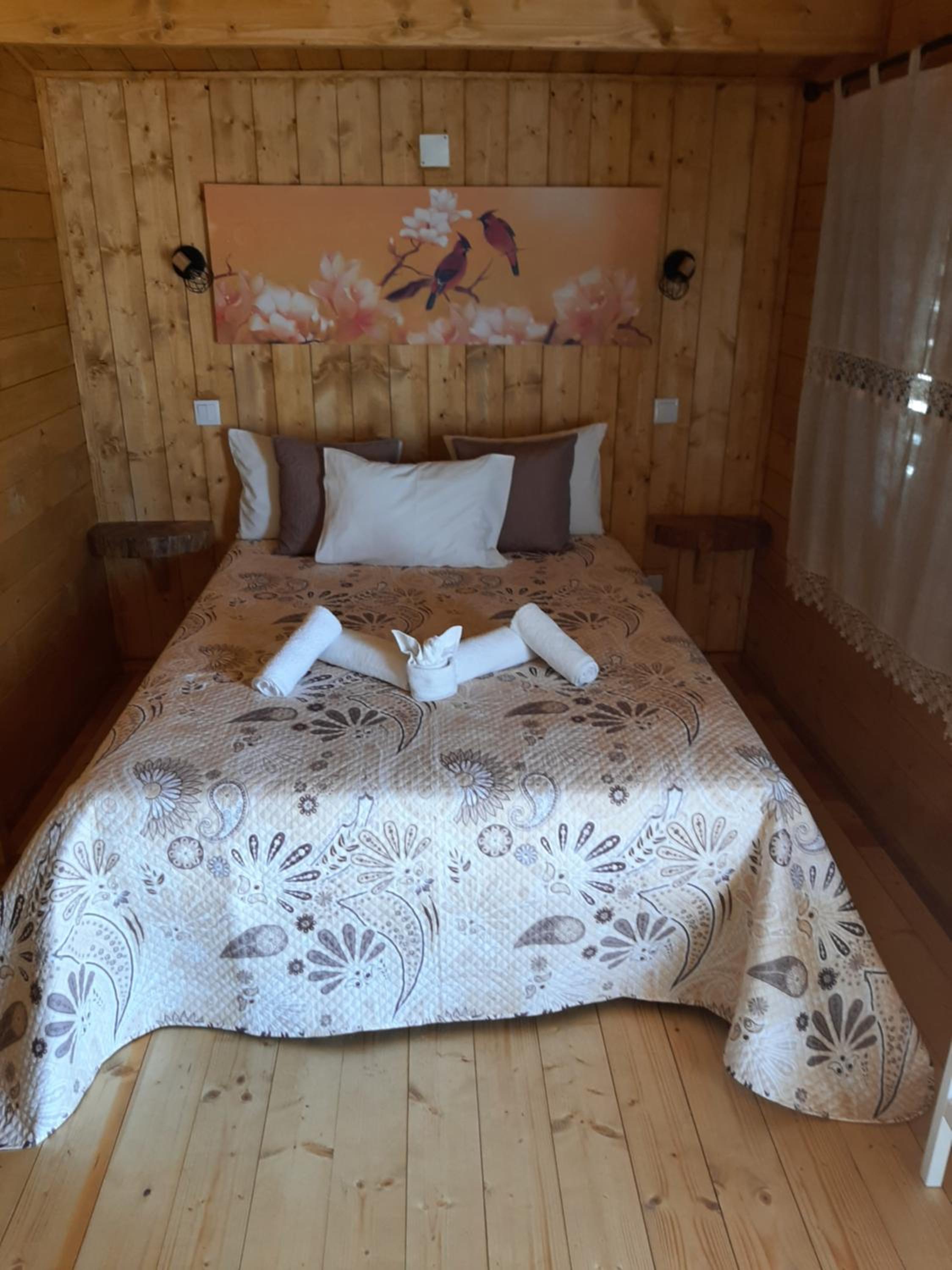 Deluxe Bungalow photo 2