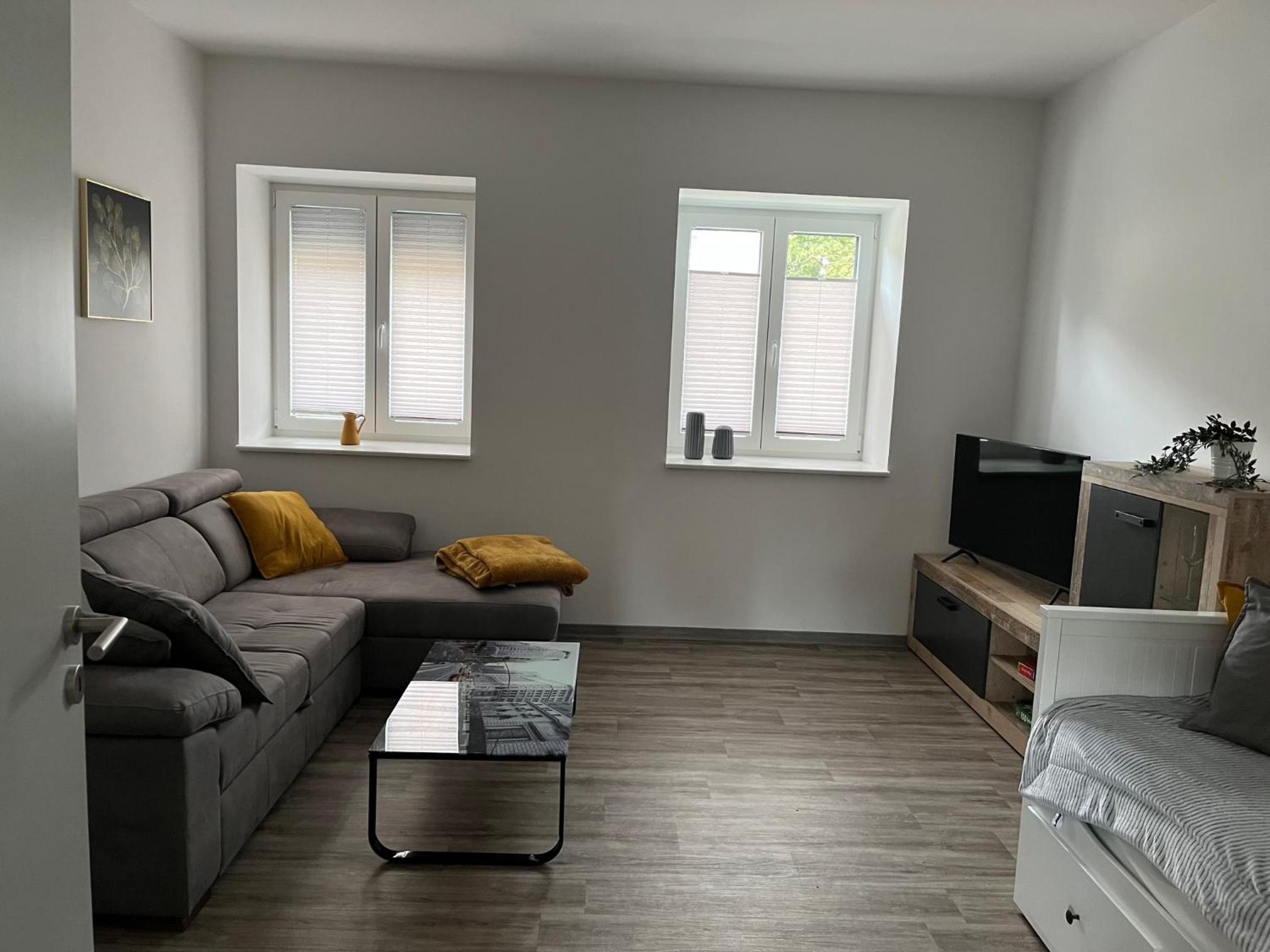 One-Bedroom Apartment with Balcony photo 1