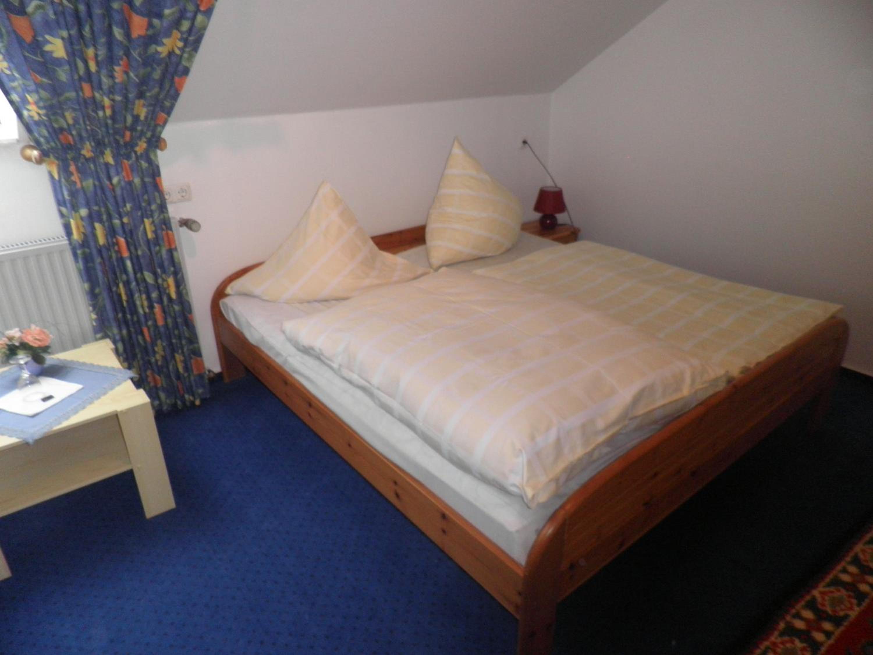 Budget Single Room photo 3