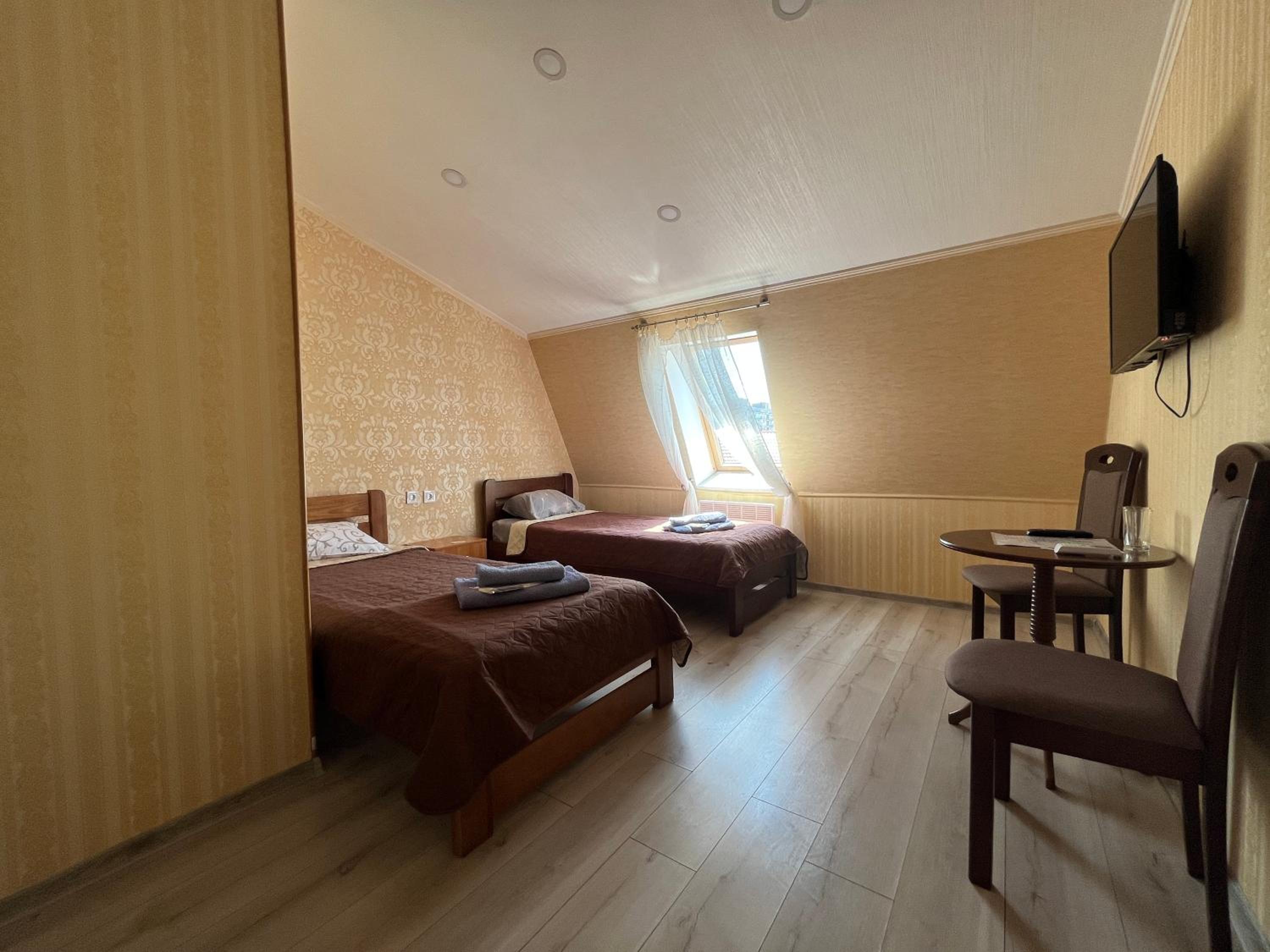 Deluxe Twin Room