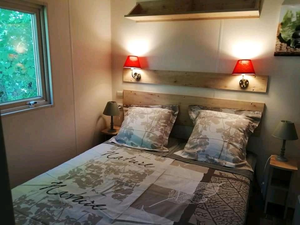 Mobile Home photo 2