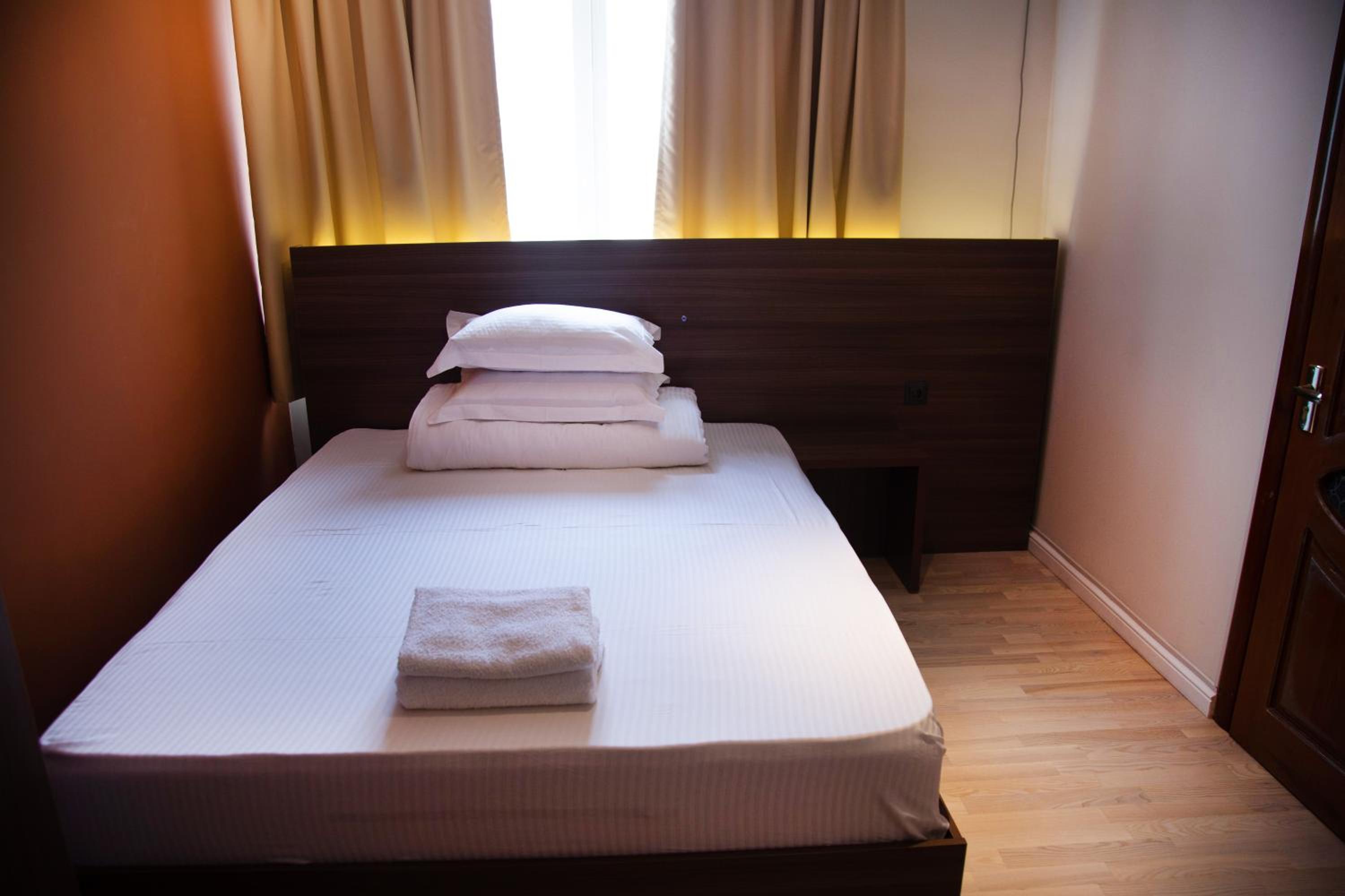 Double Room With Private Bathroom photo 3