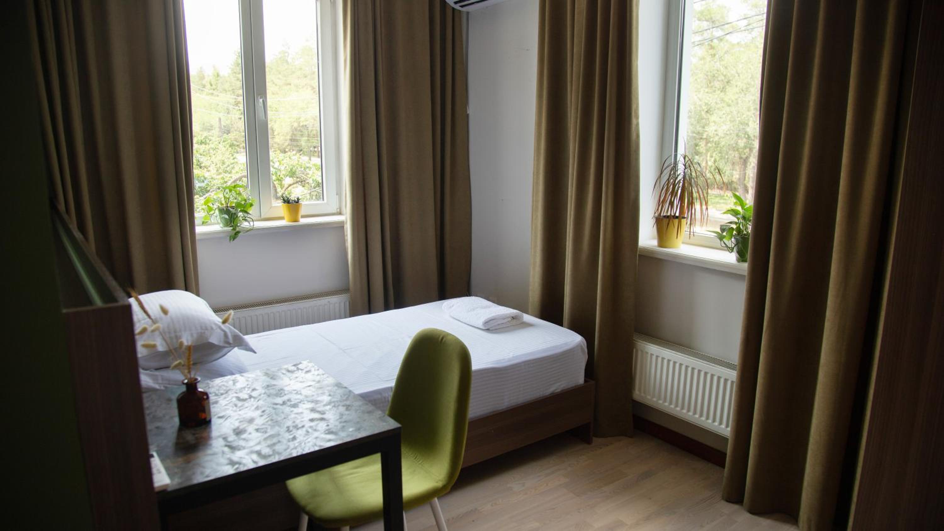 Single Room With Private Bathroom photo 1