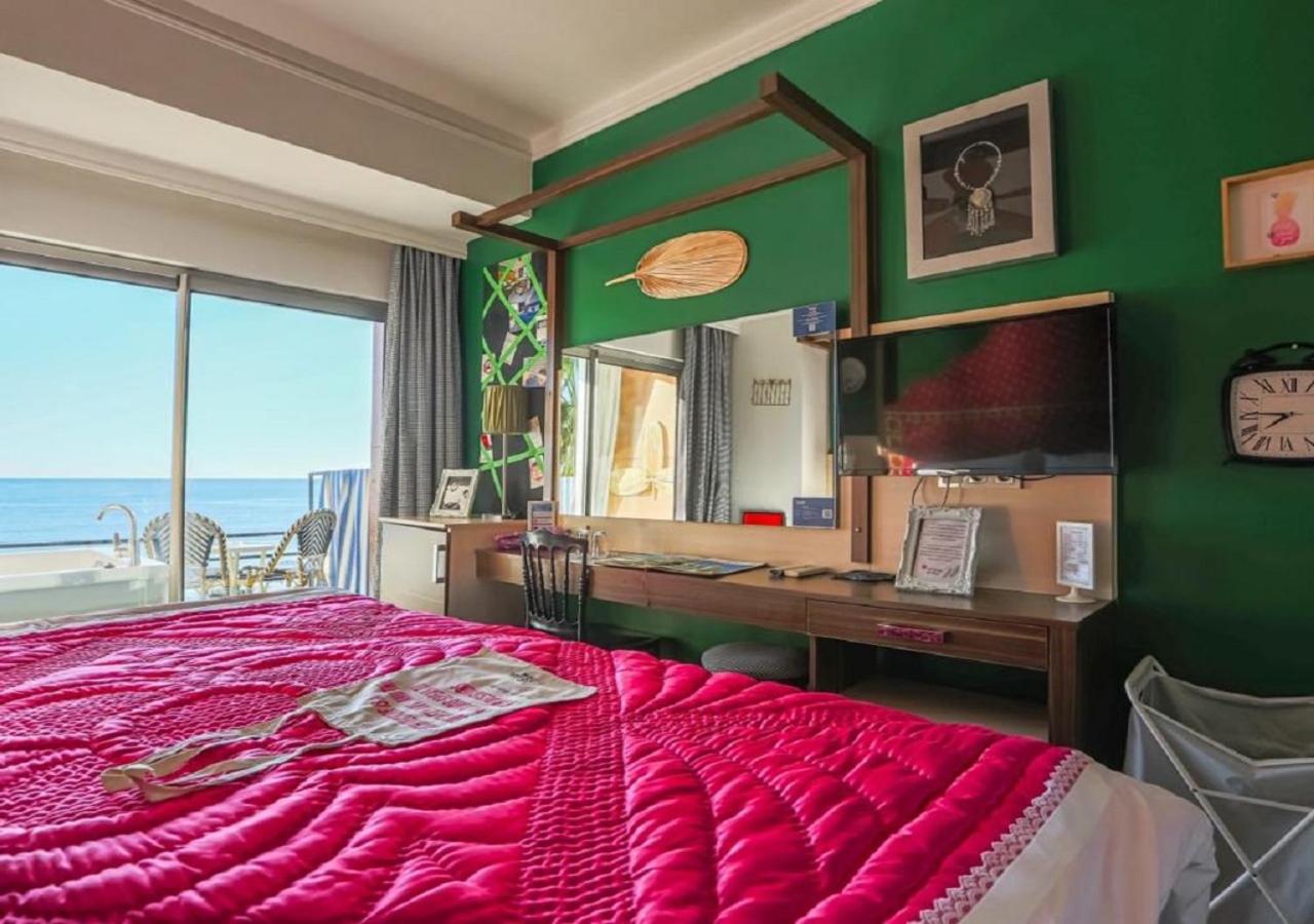 Deluxe Double Room with Sea View - Photo 2