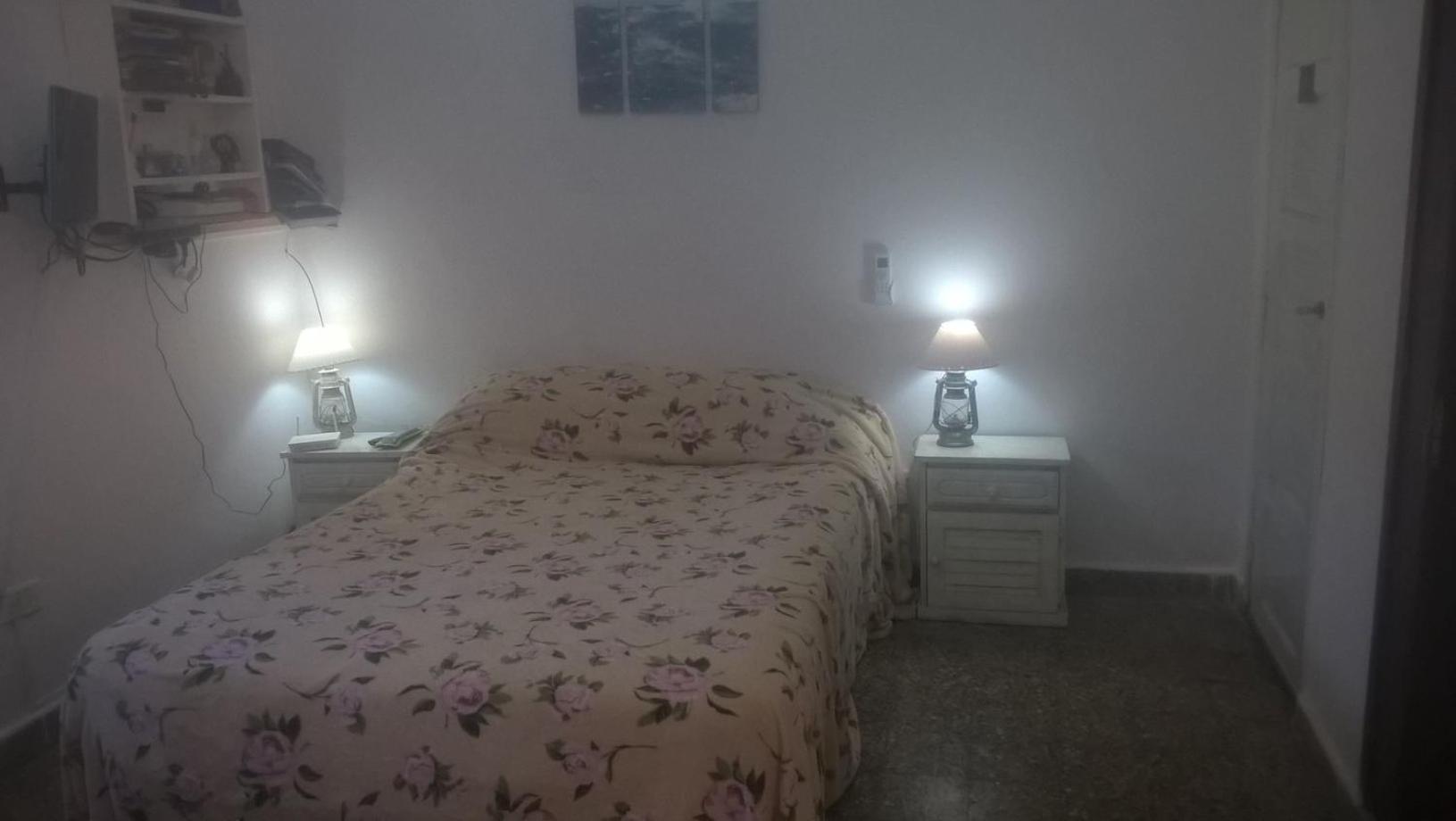 One-Bedroom House photo 3