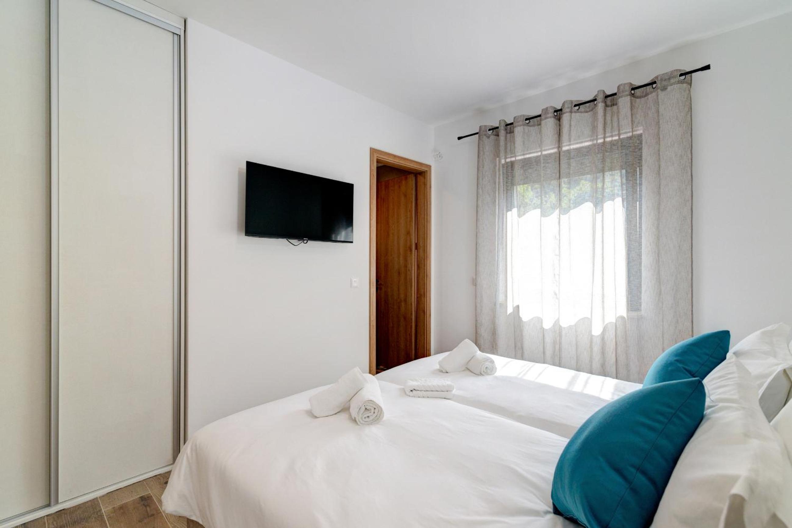 Villa photo 1