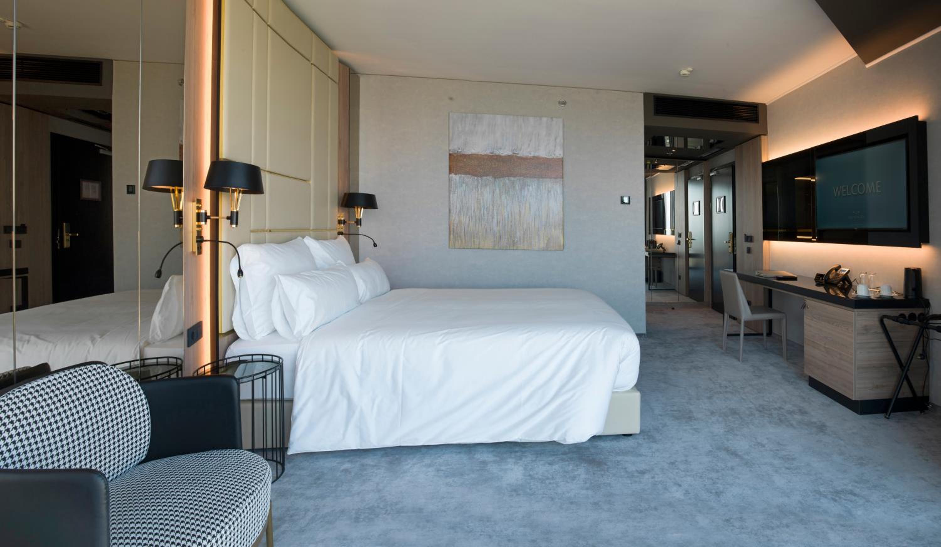 Premium Double Room - Photo 2