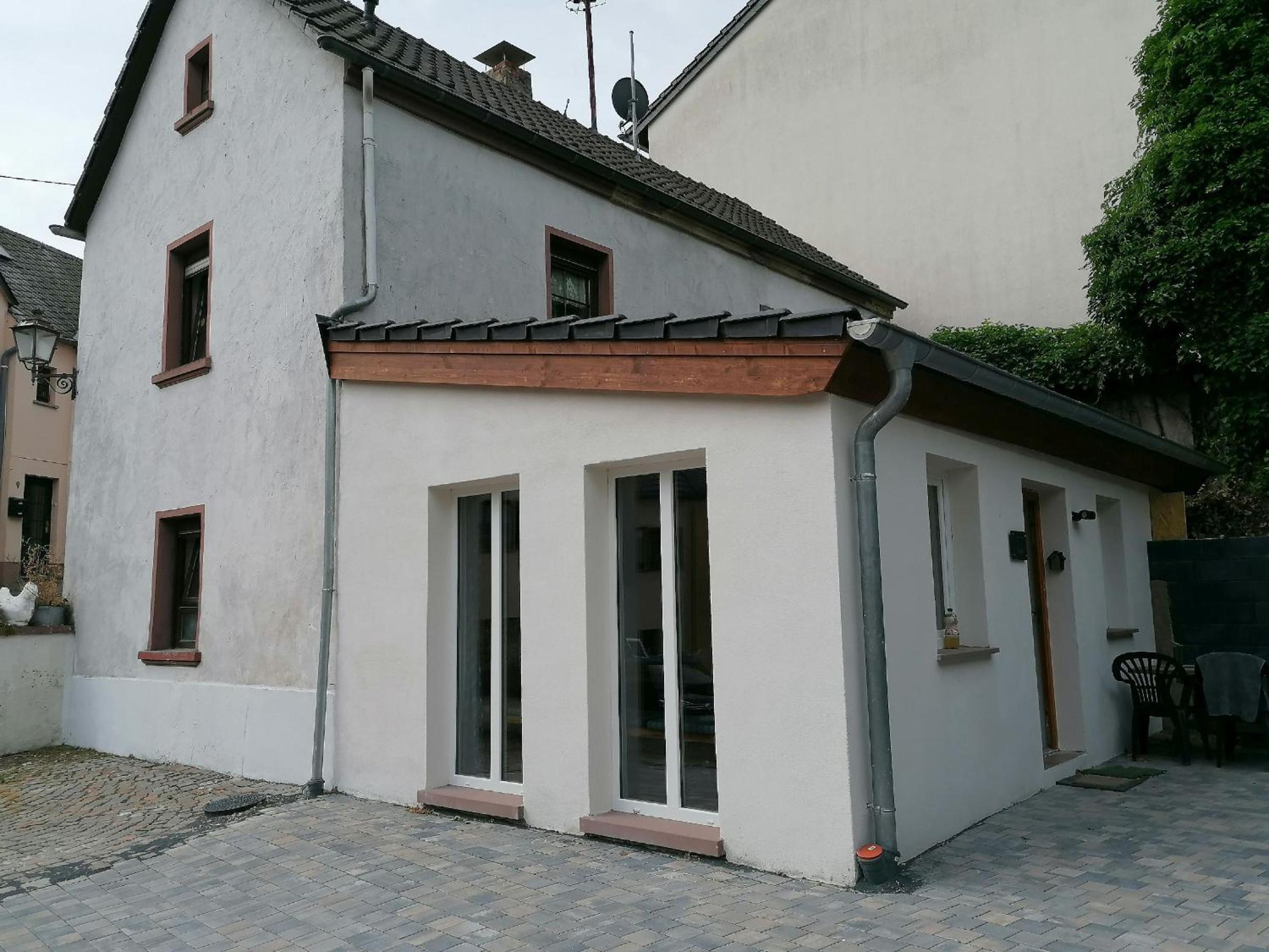 Three-Bedroom House photo 2