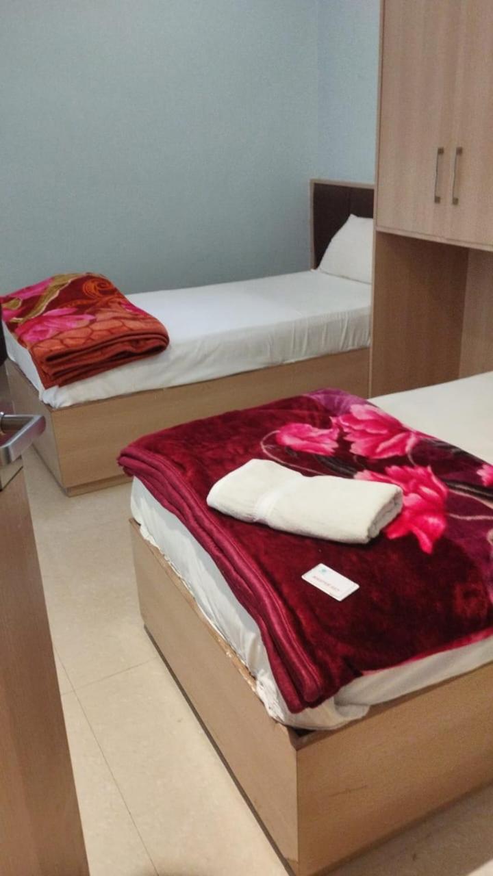 Economy Twin Room photo 1