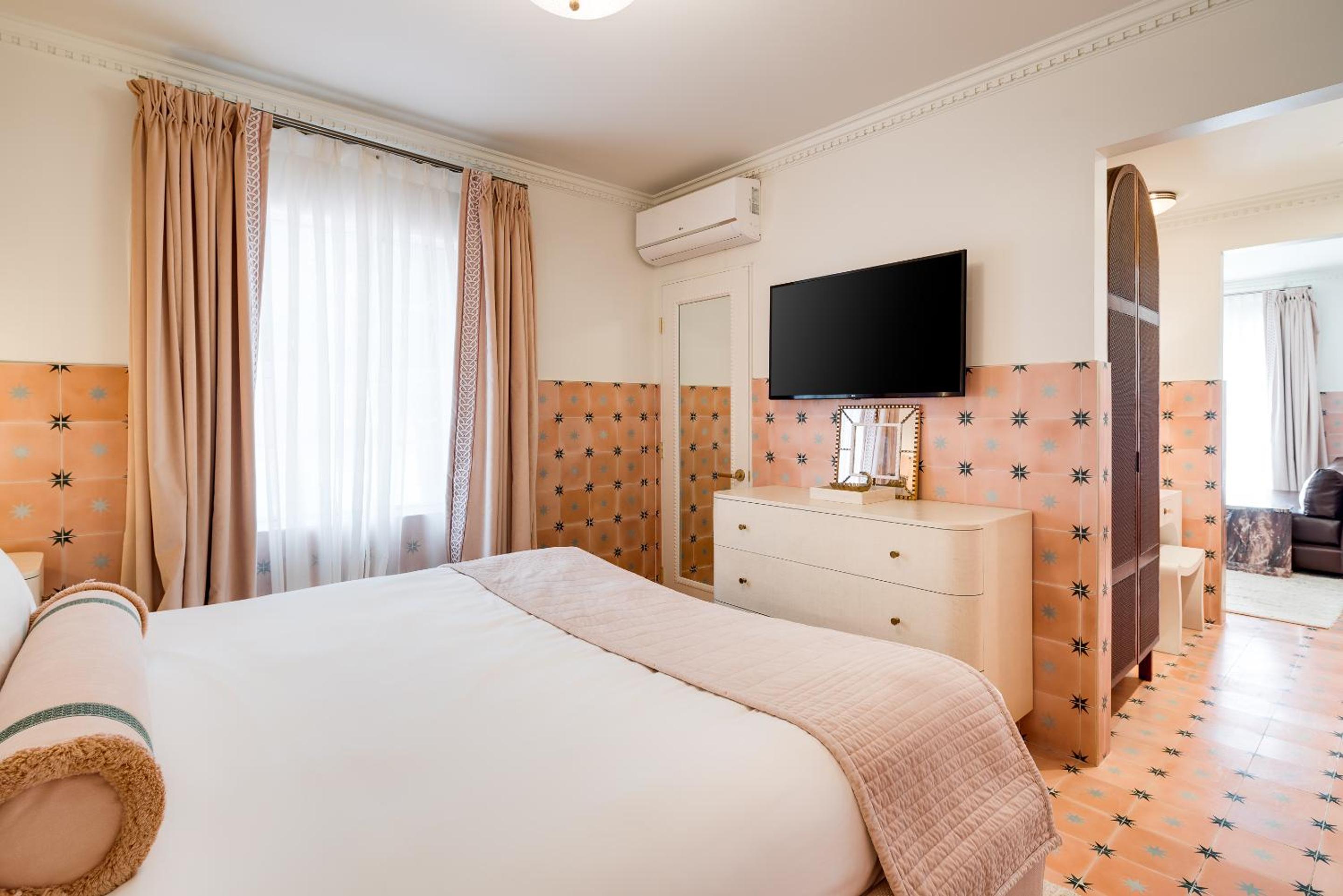 King Suite