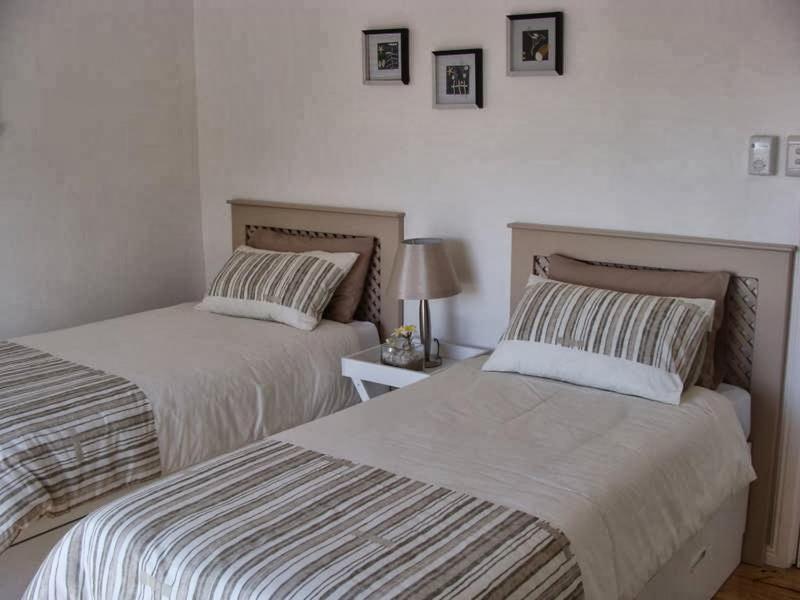 Deluxe Twin Room photo 1
