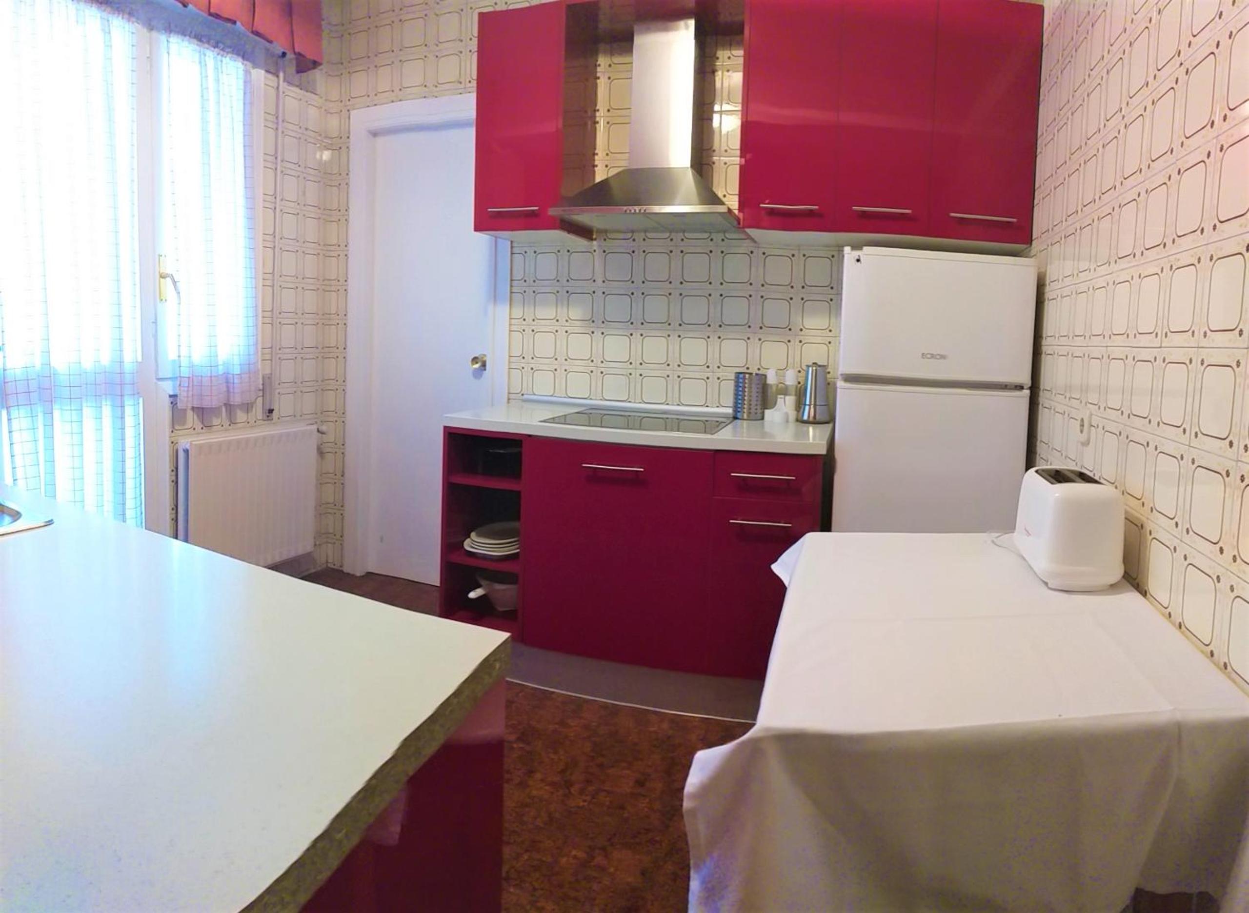 Double Room with Shared Bathroom photo 2