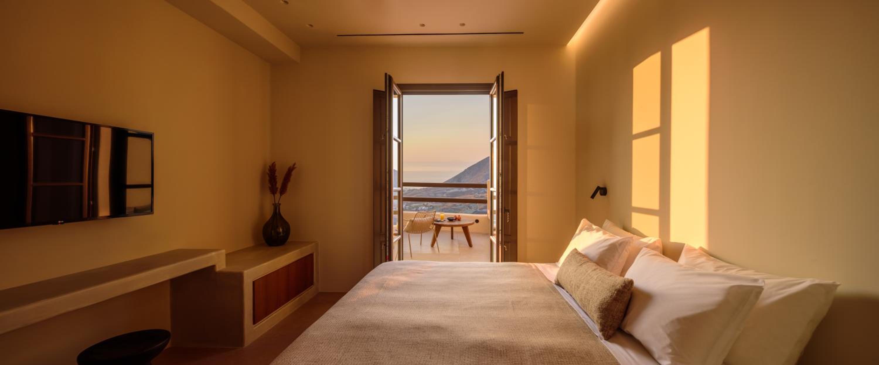  Executive 2 Bedroom Villa with Heated Pool and Sea View - Photo 22