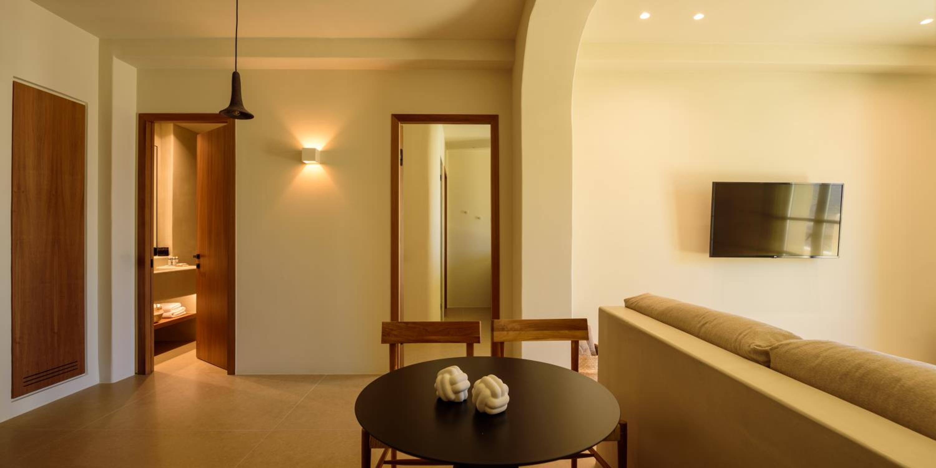  Executive 2 Bedroom Villa with Heated Pool and Sea View - Photo 9