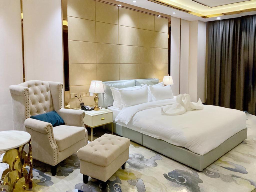 Executive Suite River View photo 3