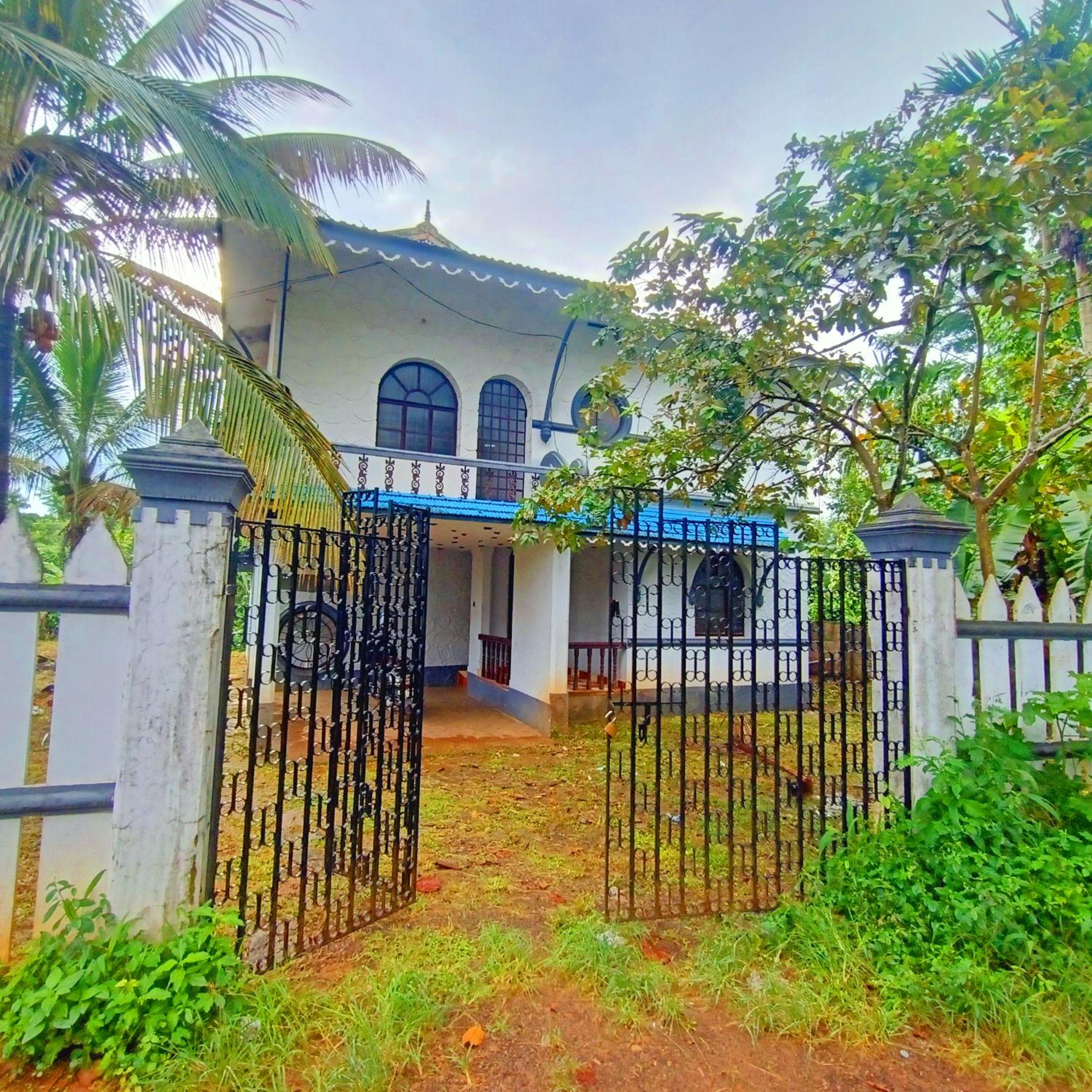 Three-Bedroom Villa photo 2