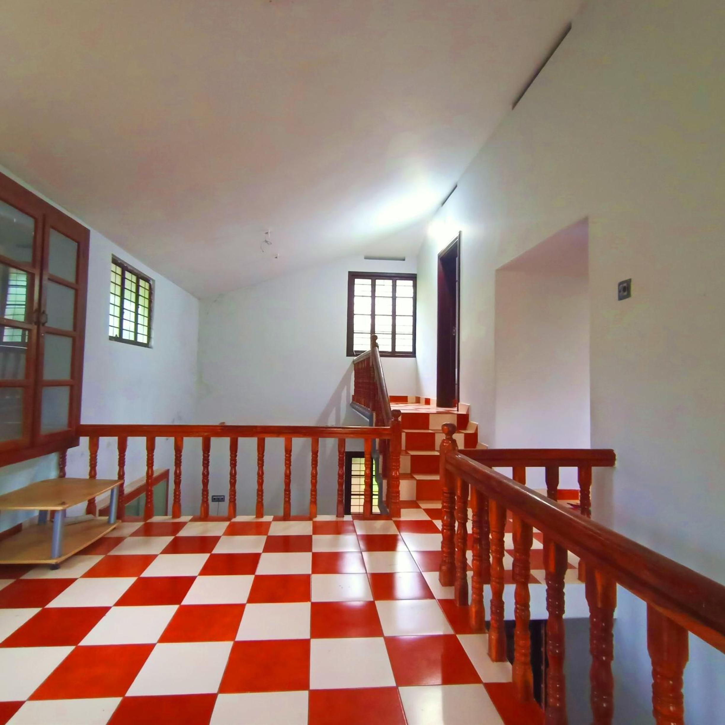 Three-Bedroom Villa photo 1