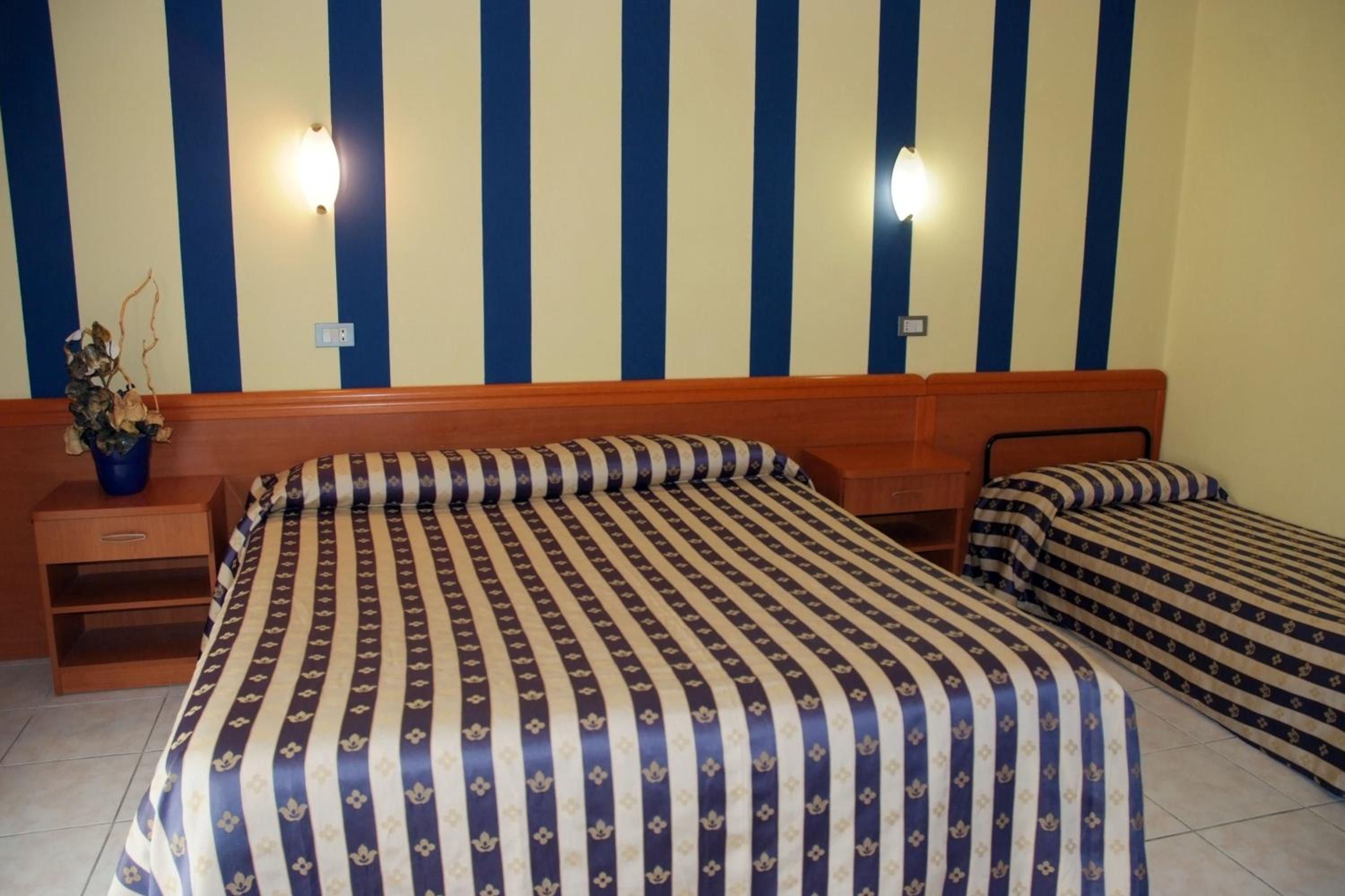 Triple Room - Photo 3
