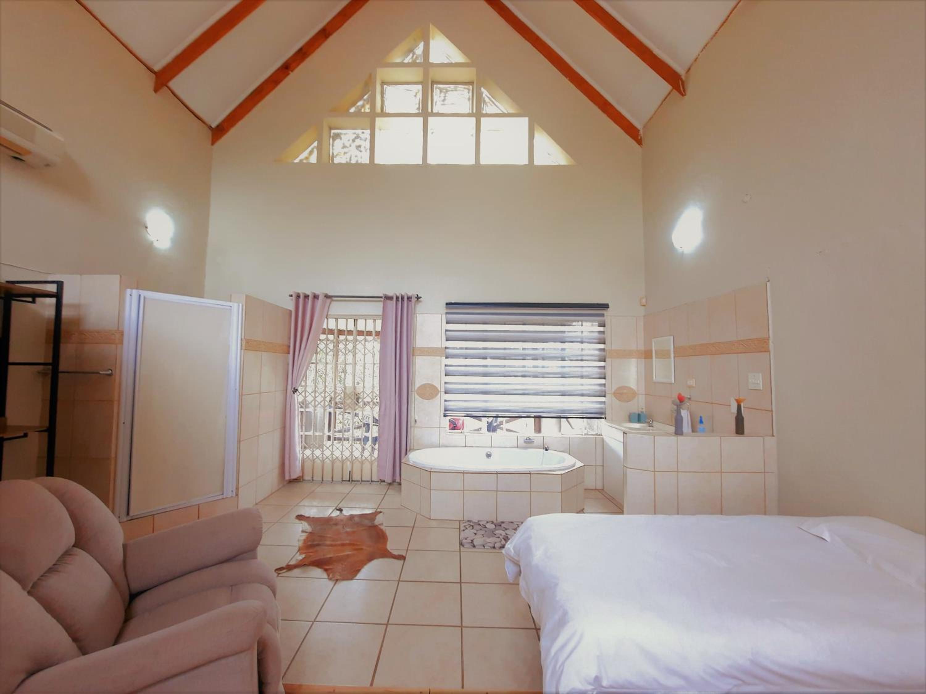 Classic Queen Room - Photo 4
