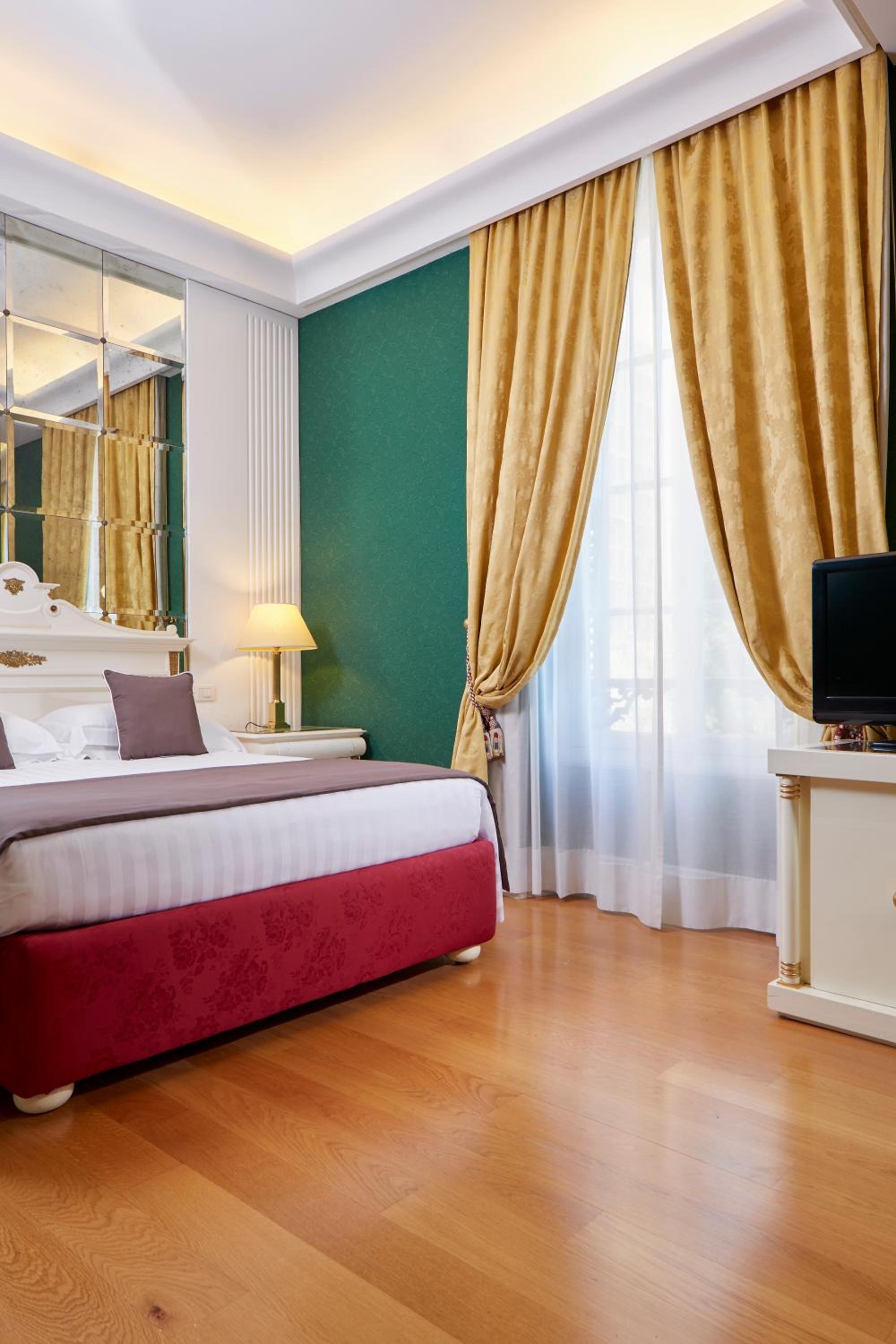 Prestige Suite (Non Smoking) - Photo 4