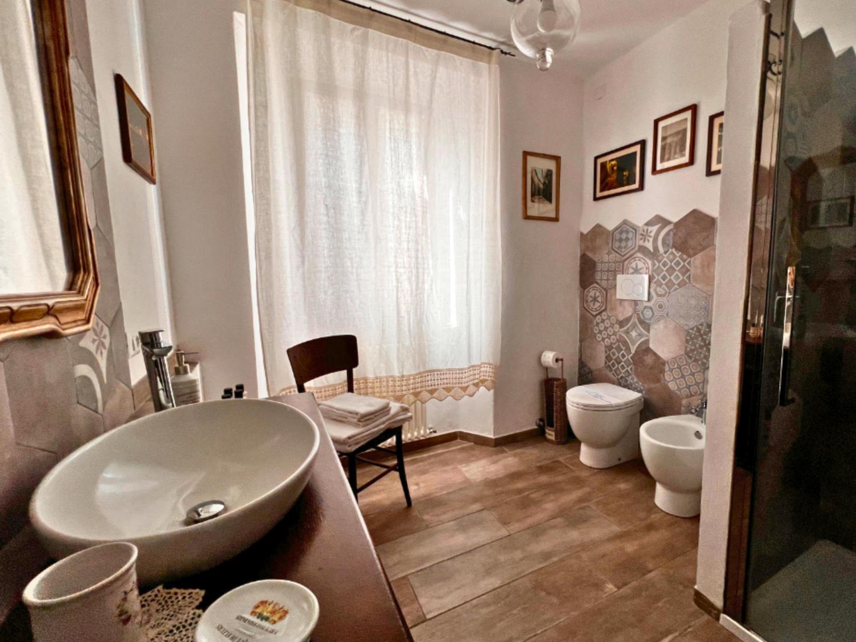 Double Room With Private Bathroom photo 2