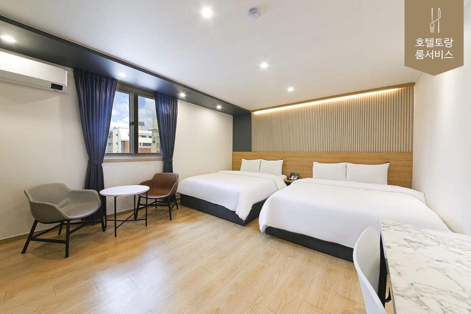 Family Twin Room - Photo 17