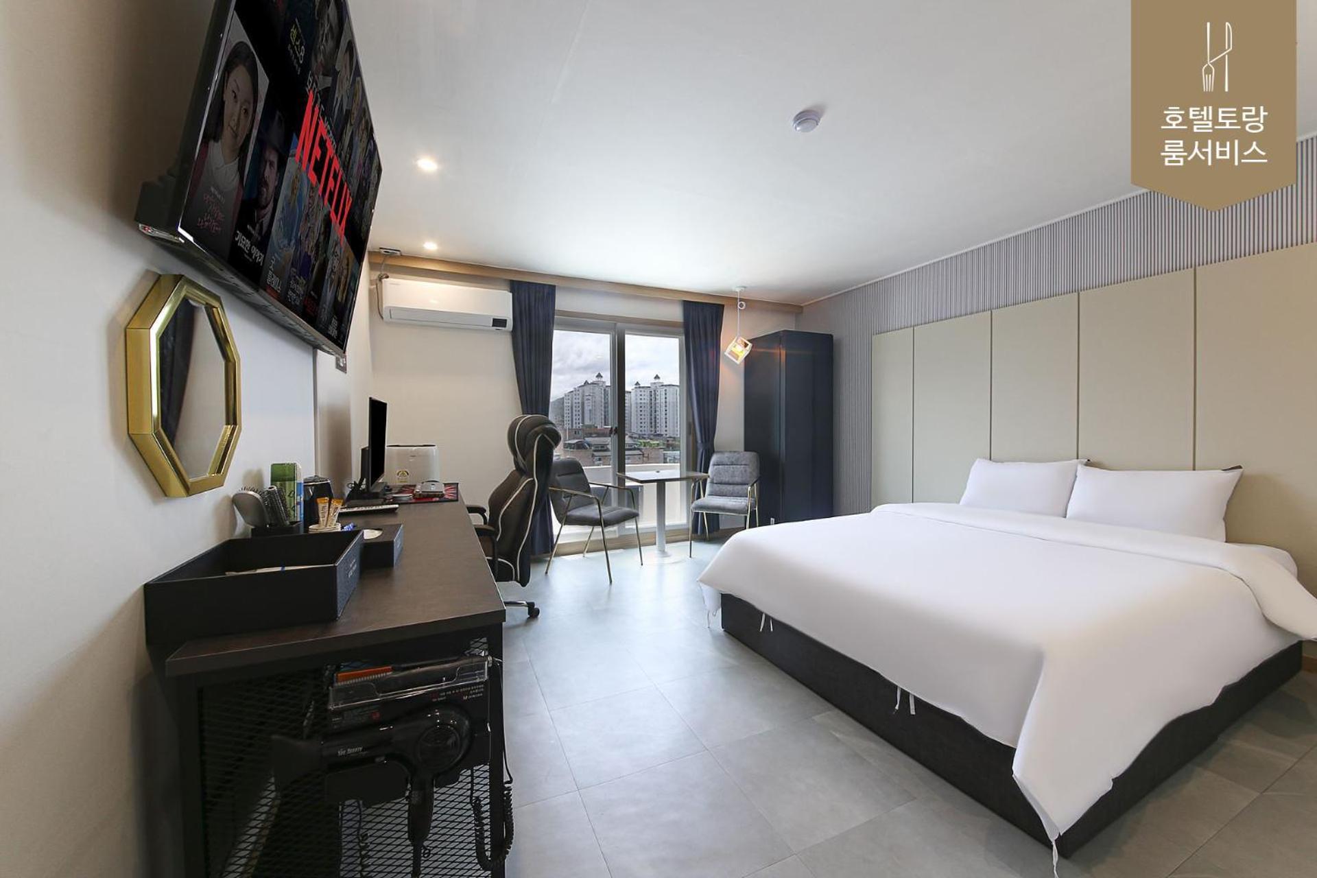Superior Double Room - Photo 2