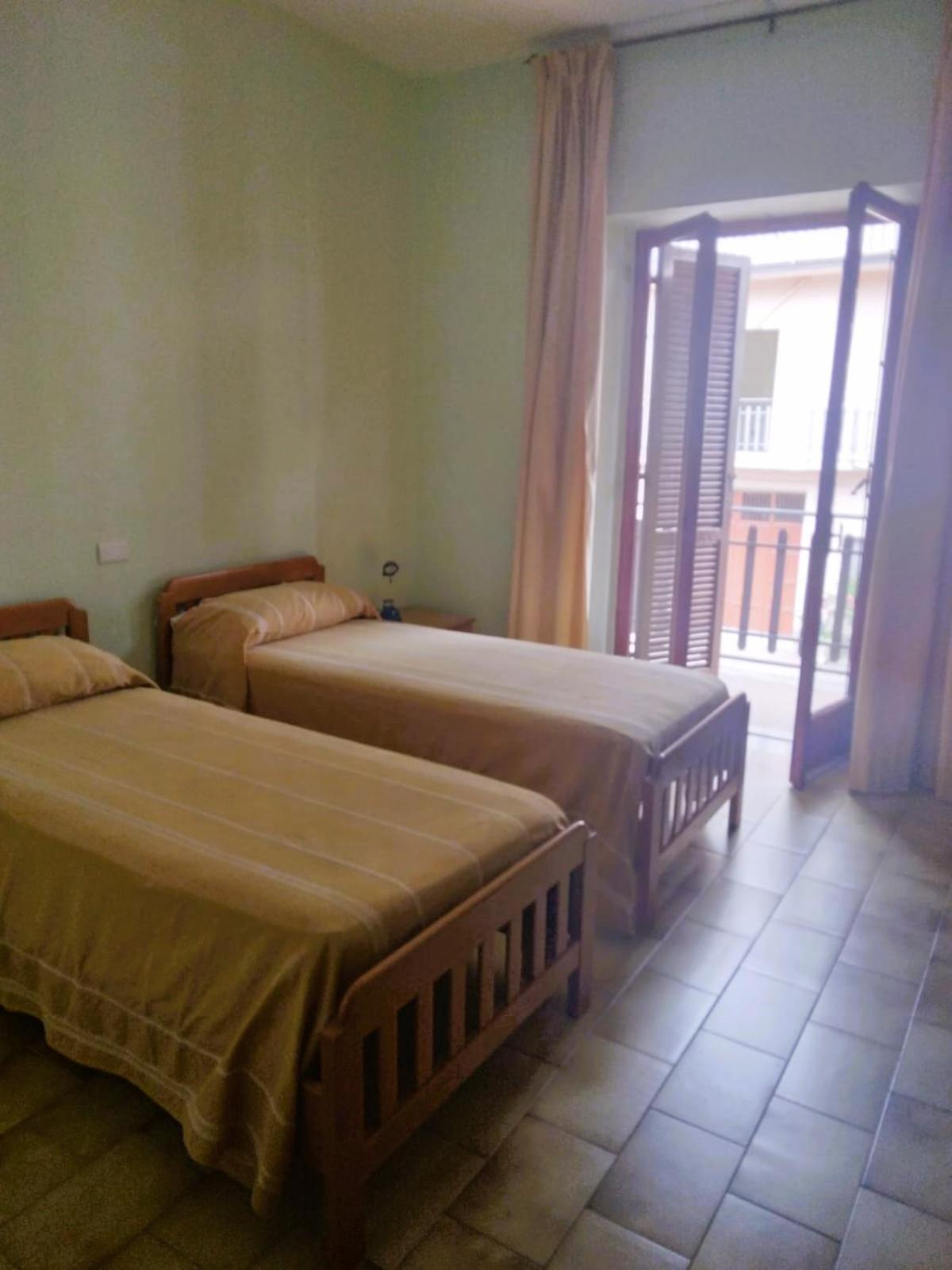 Triple Room with Private Bathroom