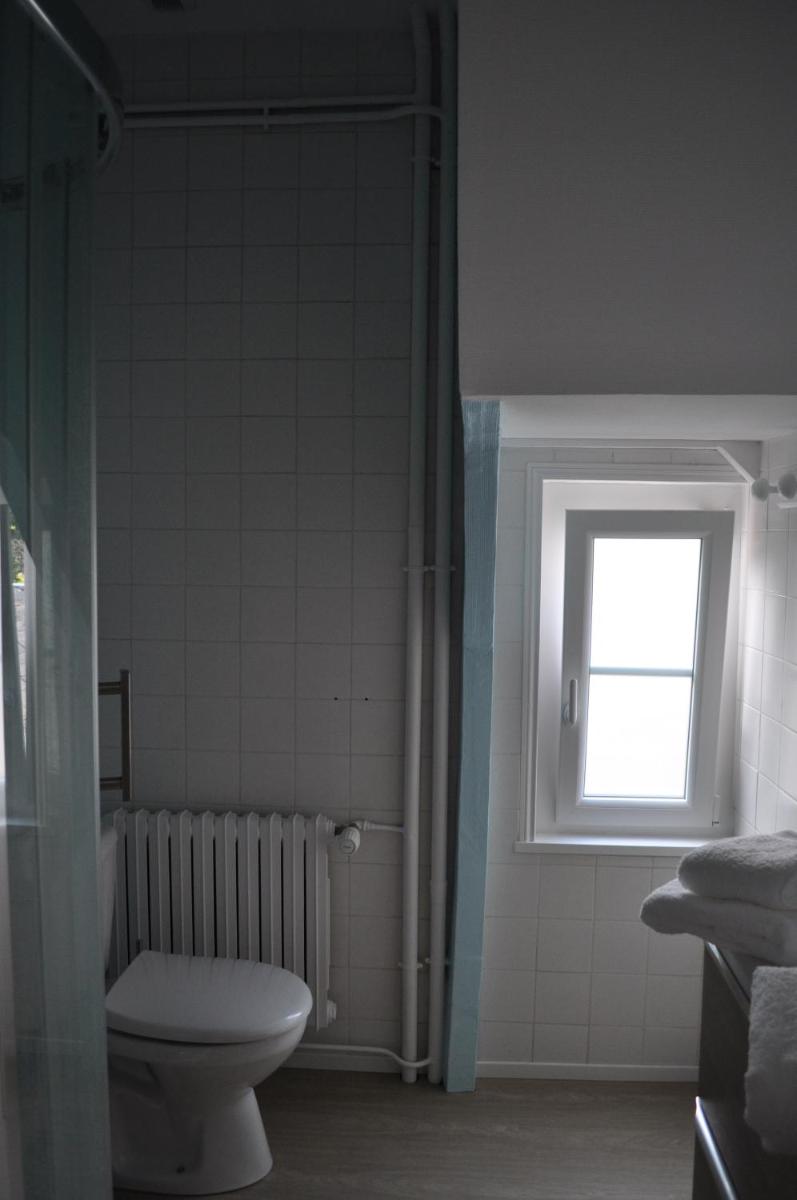 Triple Room with Private Bathroom photo 3