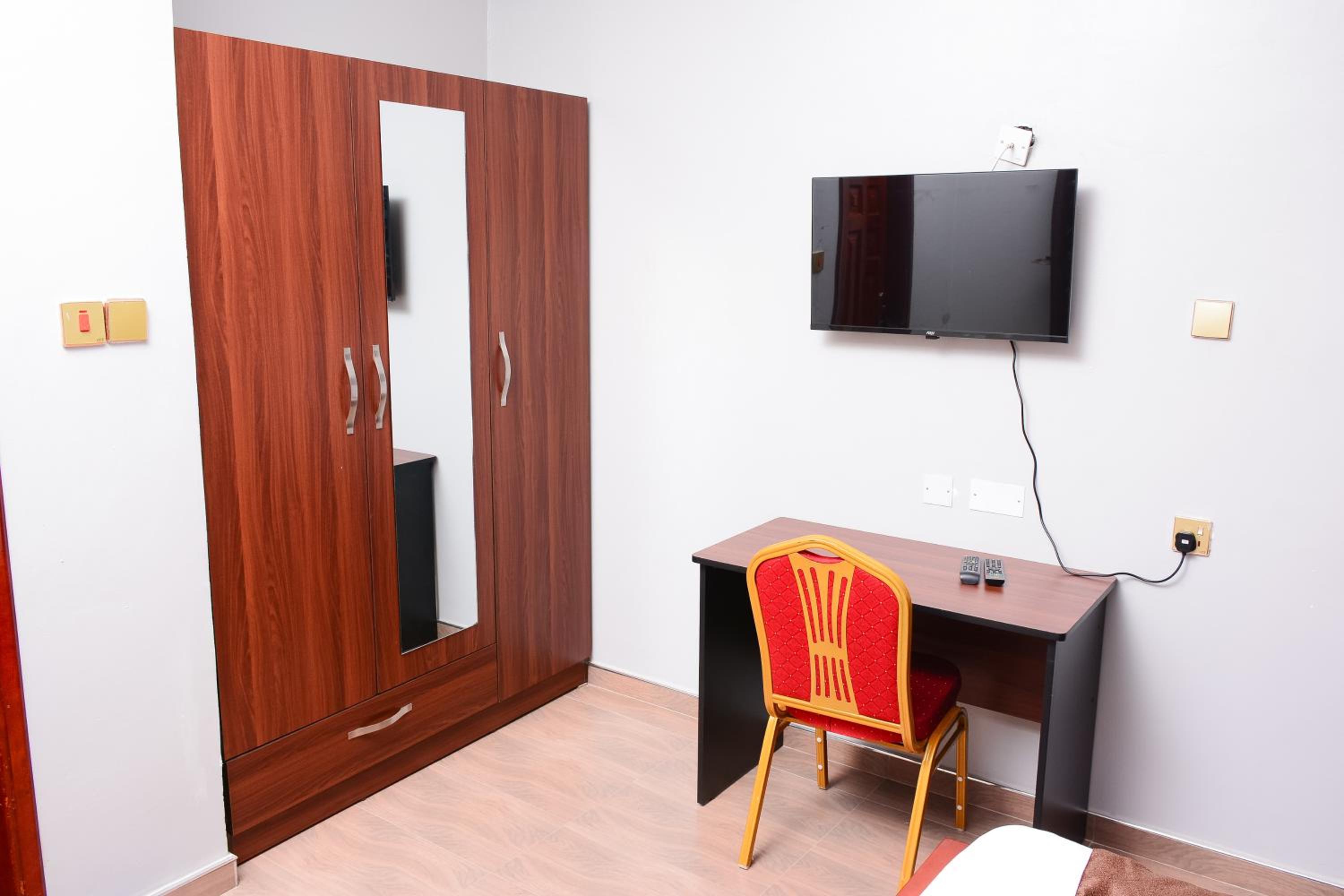 Deluxe Double Room With Balcony photo 3