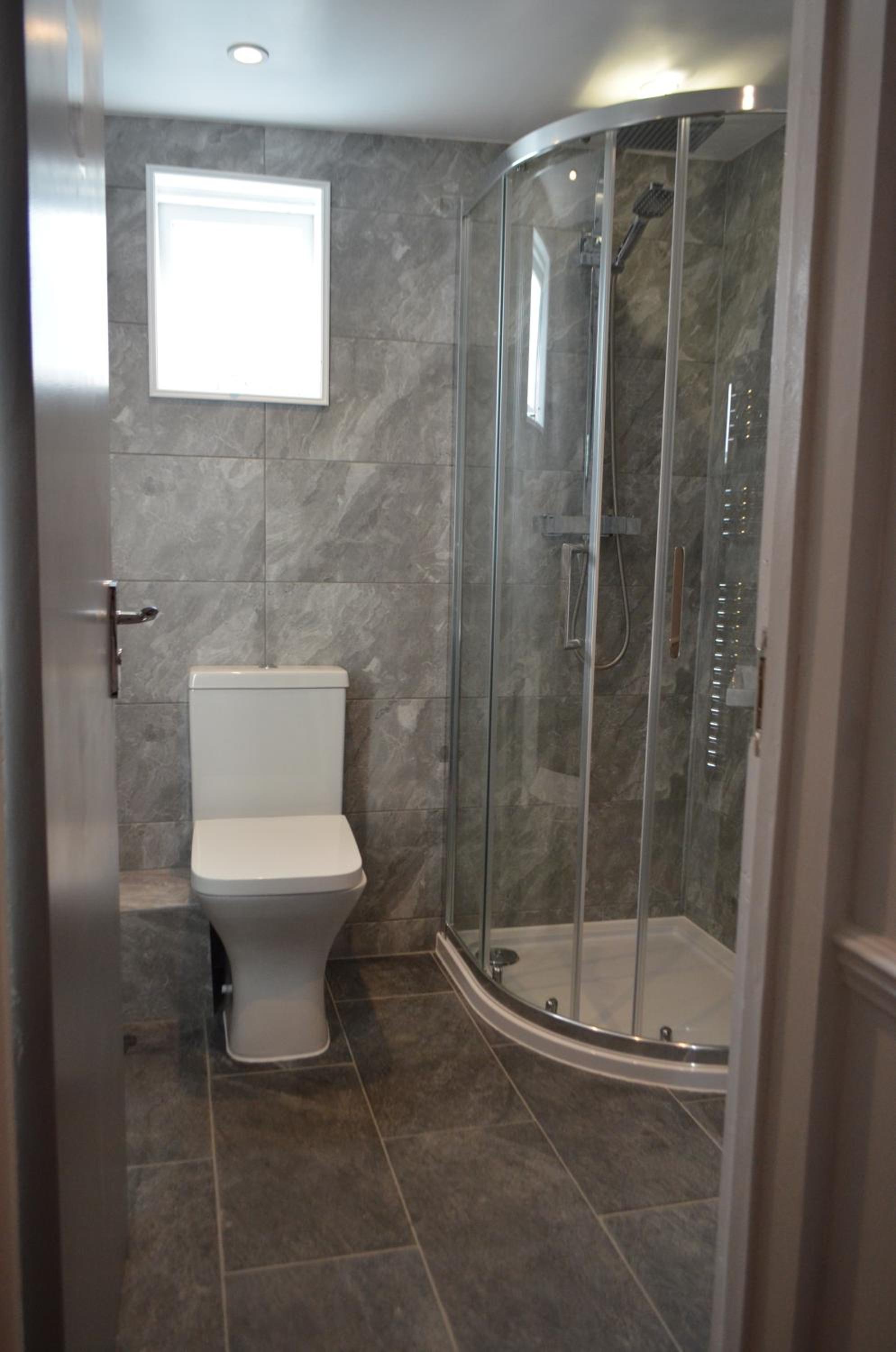 Budget Double Room (External Private Bathroom)  - Photo 6