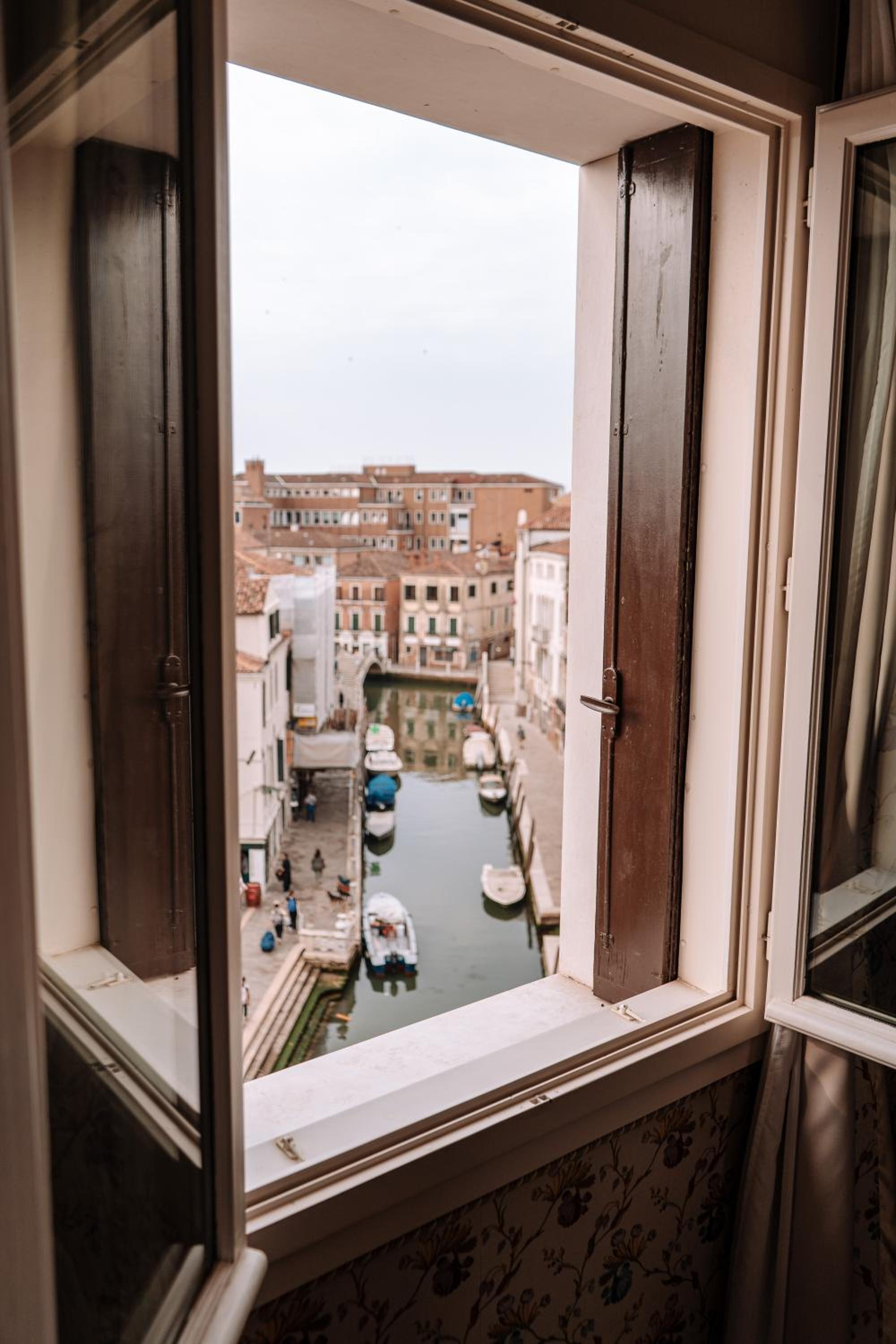 Deluxe Triple Room with Canal View