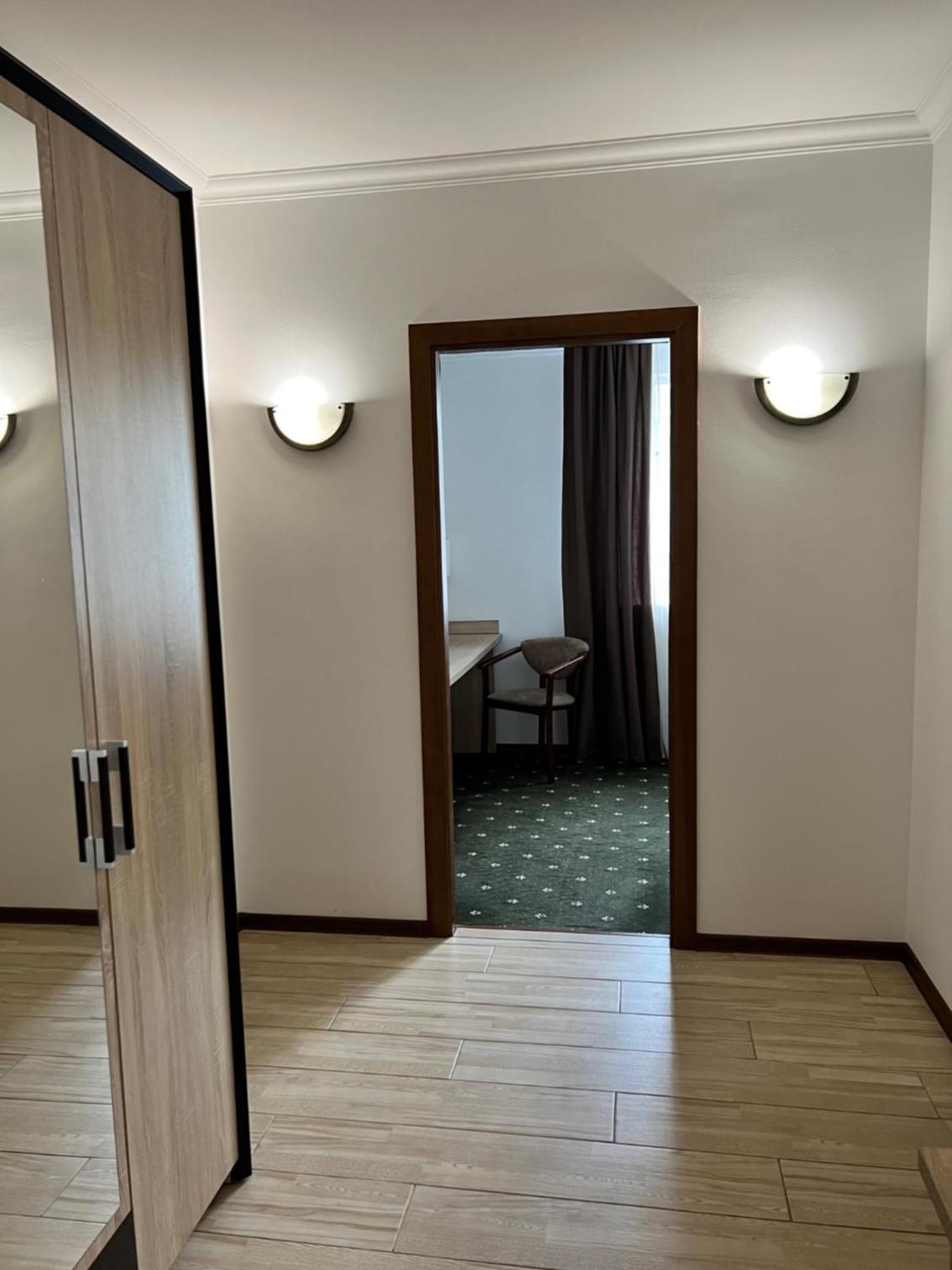 One-Bedroom Suite photo 2