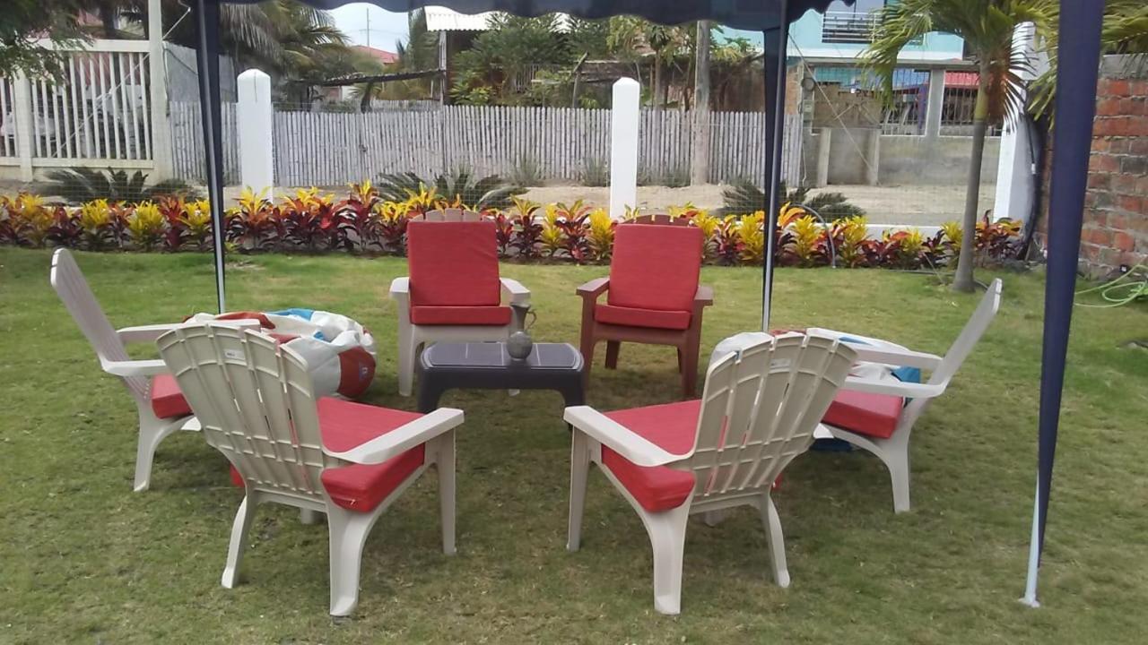 Villa photo 2