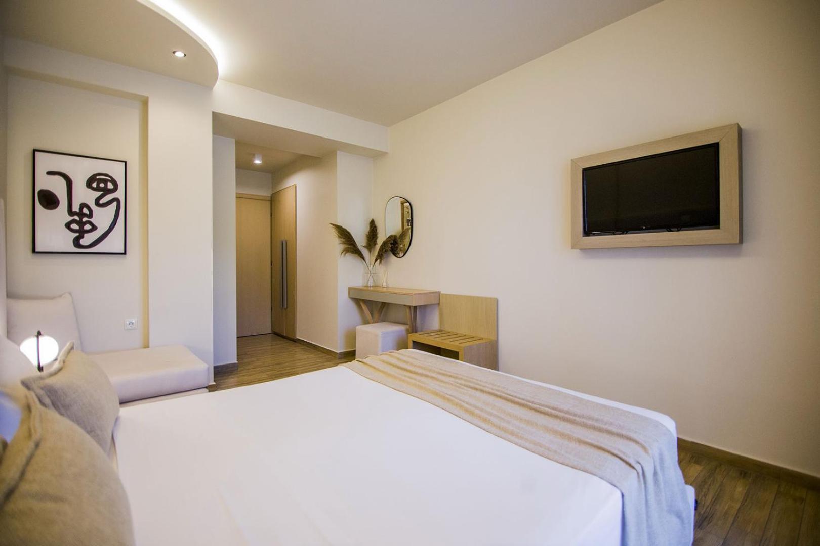 Superior Triple Room with Sea View photo 3
