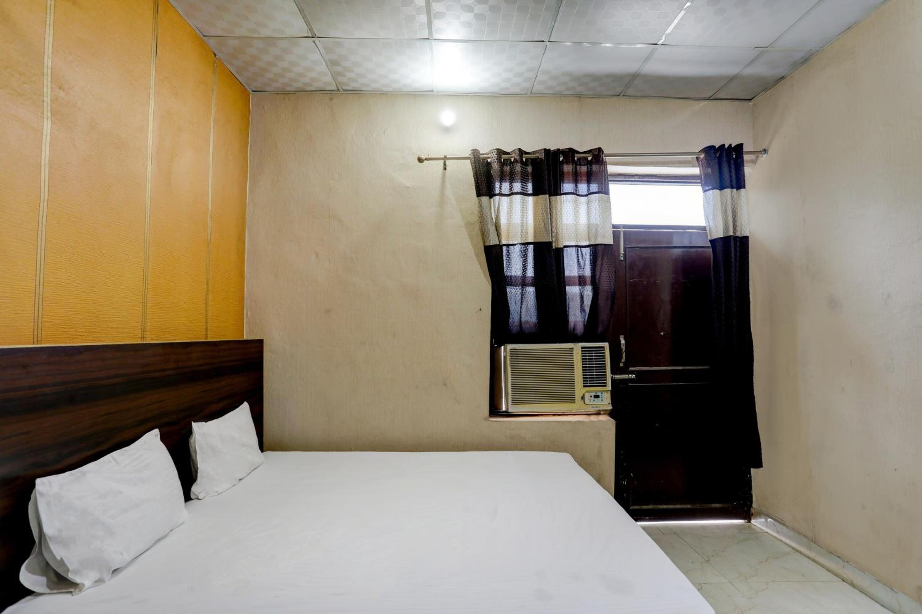 Classic Triple Room photo 2