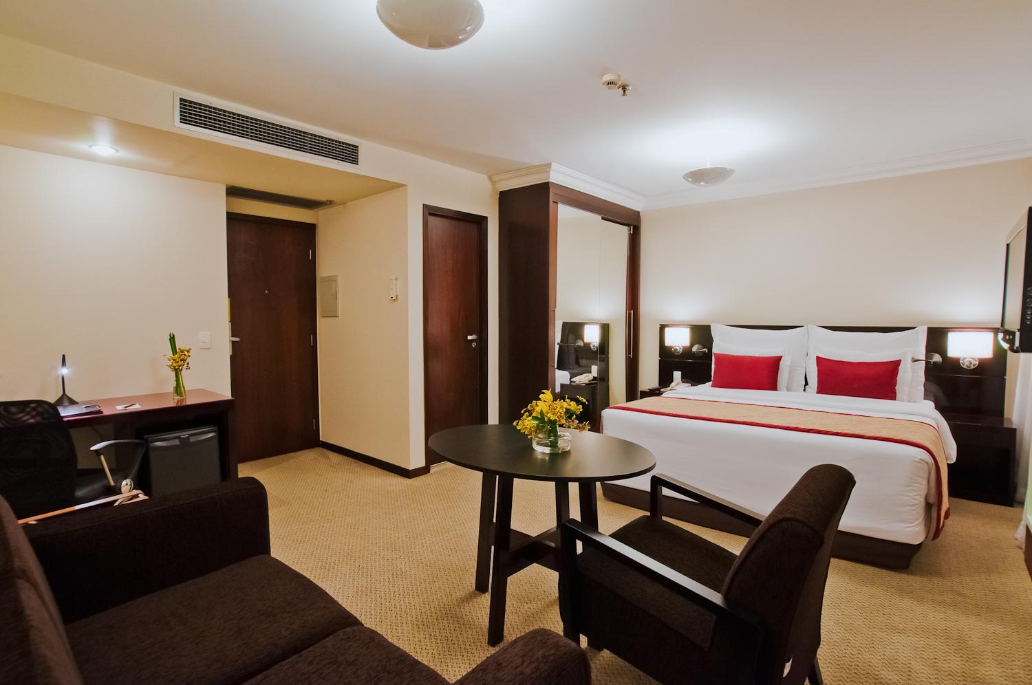 Superior Double Room thumbnail 5