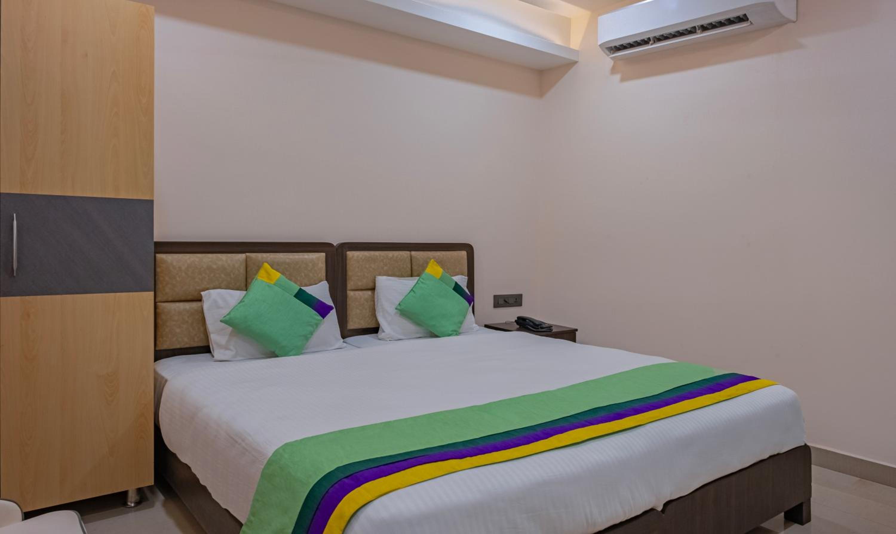 Standard Double Room - Photo 2