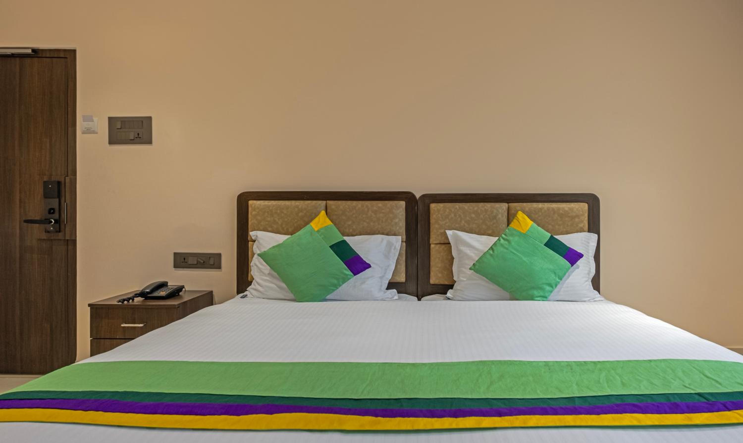 Deluxe Double Room - Photo 4
