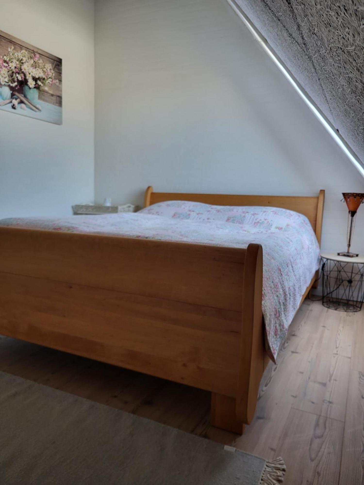 Double Room With Shared Bathroom photo 1